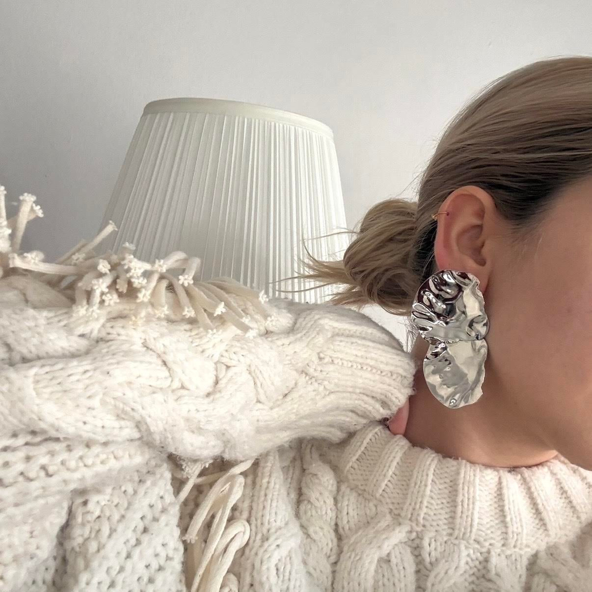 Silver Ezme Sallantılı Küpe