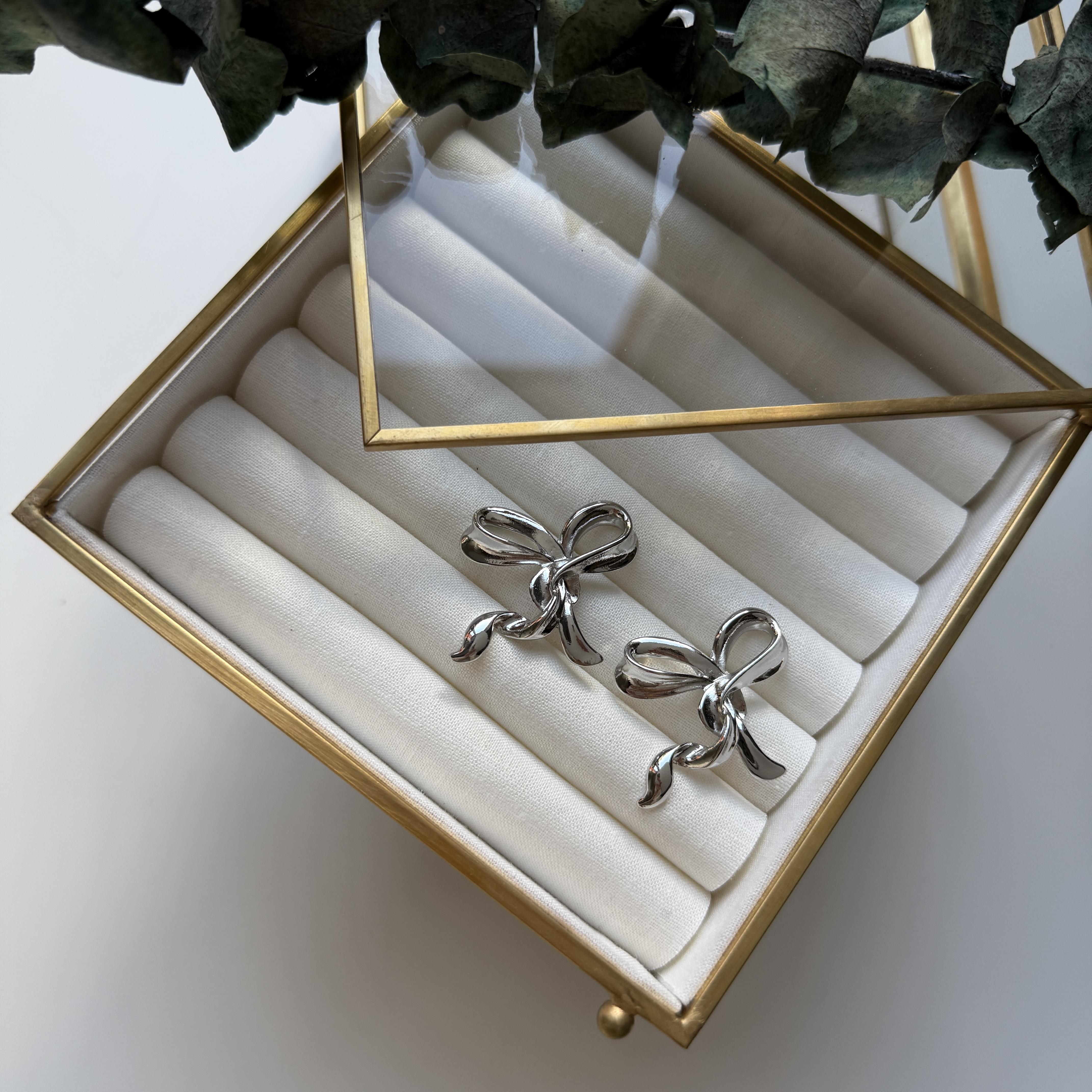 Silver Fiyonk Küpe