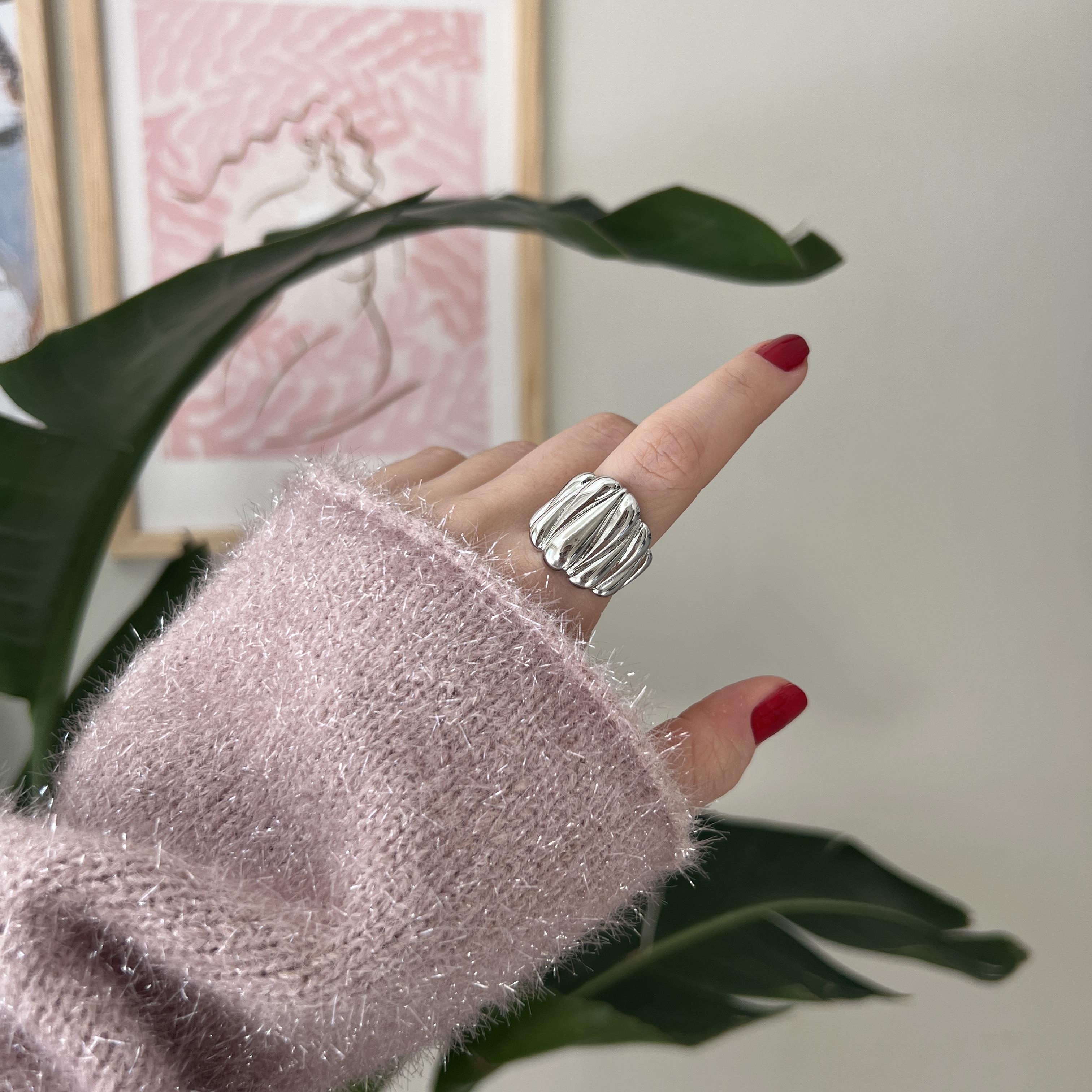 Silver Tasarım Bombe Yüzük