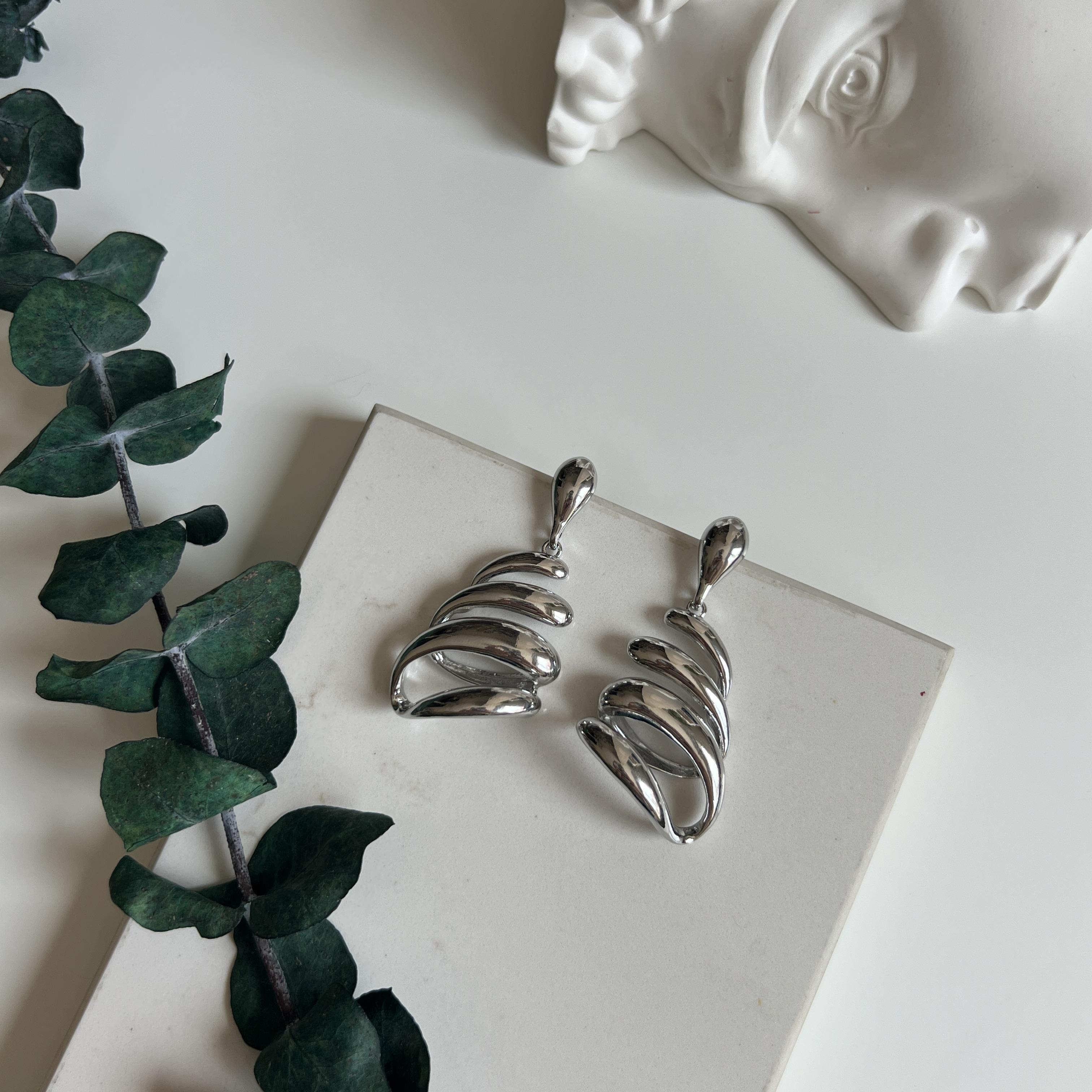 Silver Tasarım Küpe