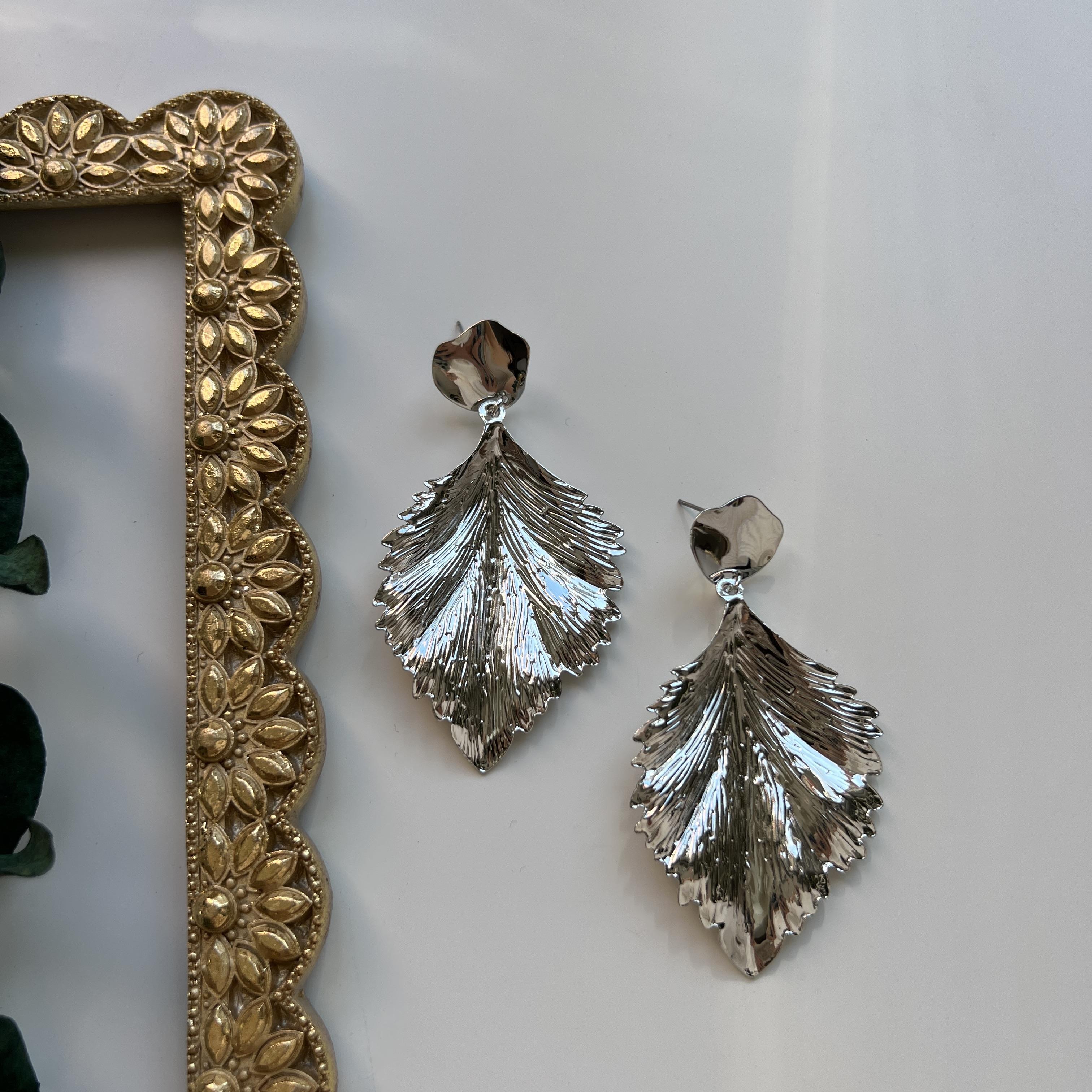 Silver Yaprak Küpe
