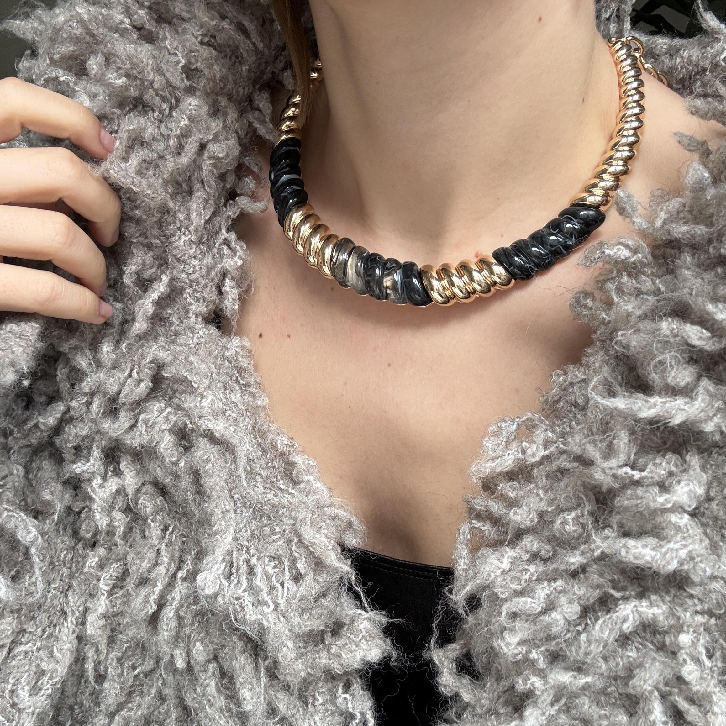Siyah Burgu Choker Kolye