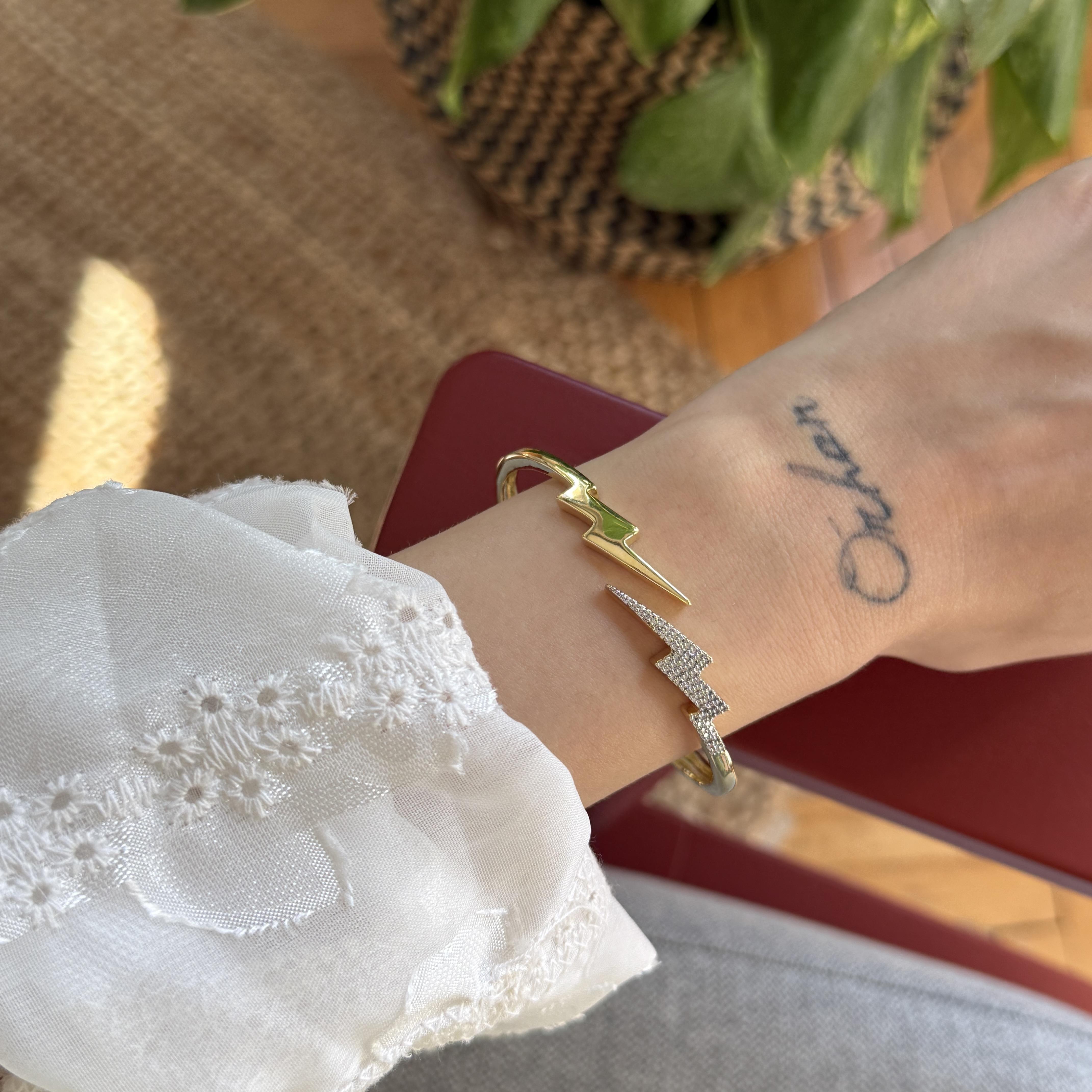 Taşlı Şimşek Bilezik