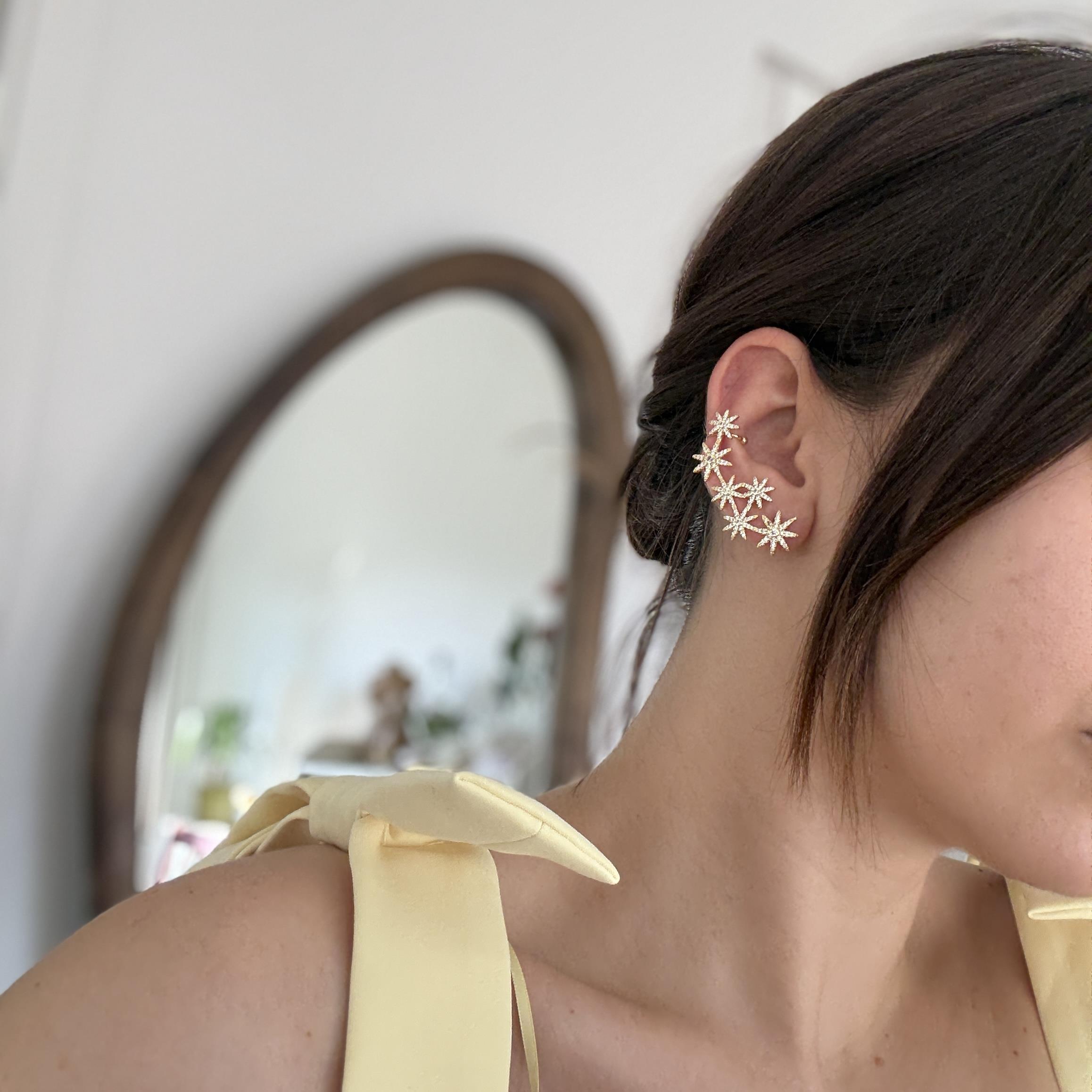 Taşlı Sıralı Yıldız Earcuff