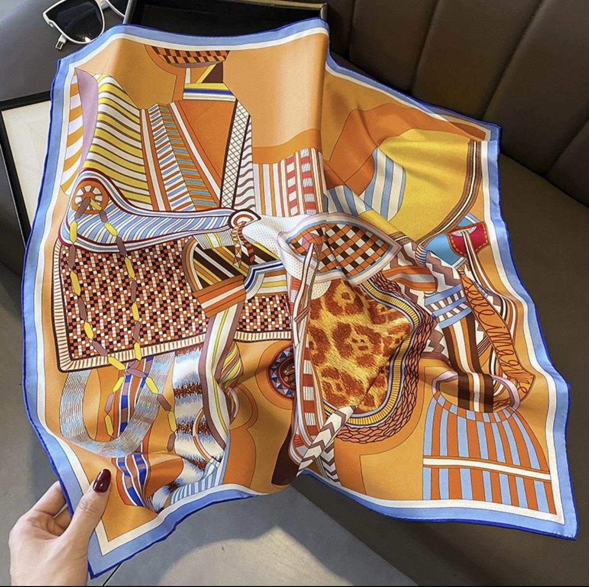 Turuncu Desenli Fular 70X70