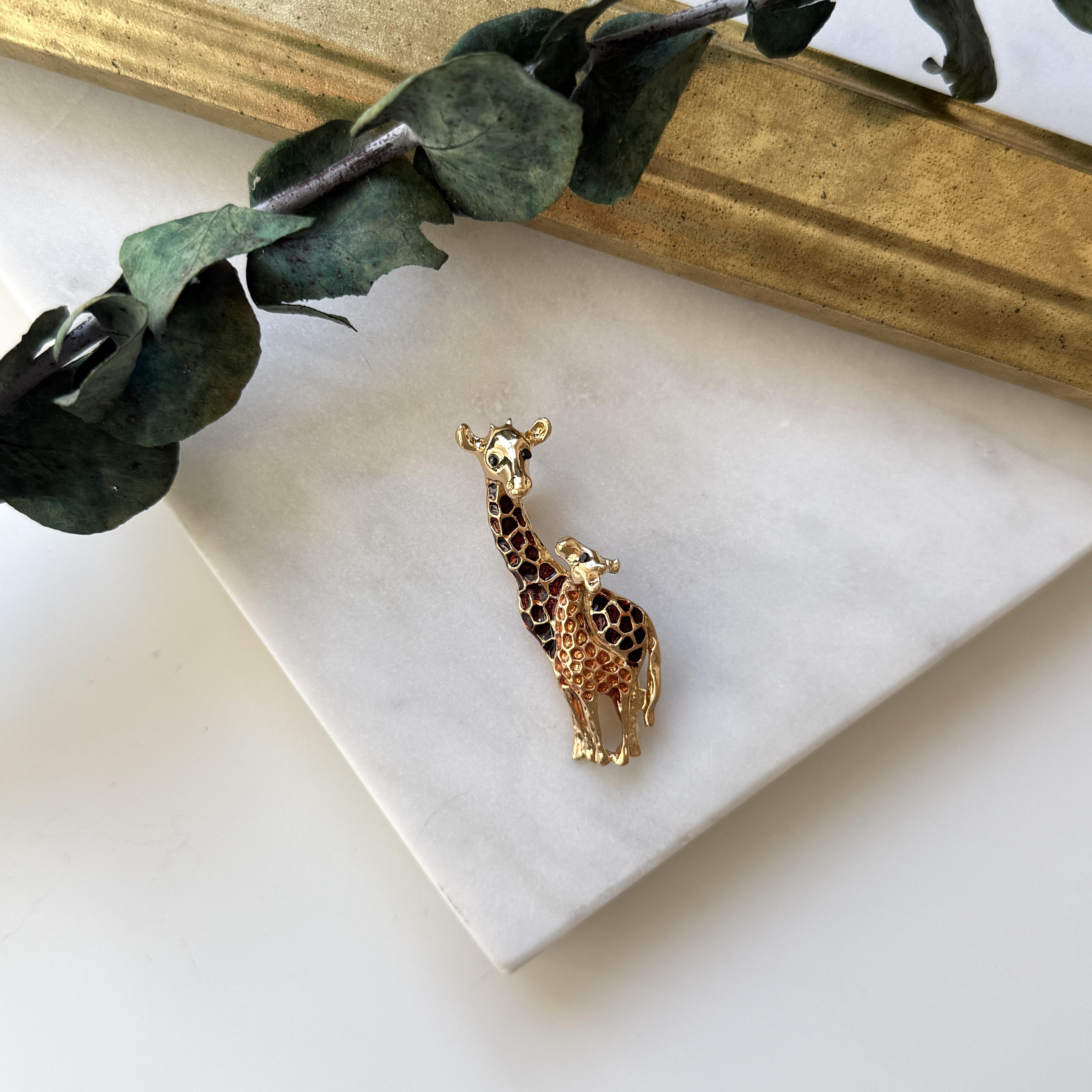 Zürafa Broş