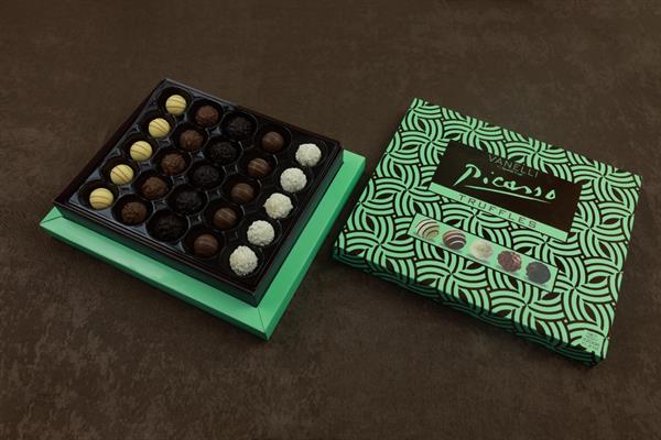 PICASSO TRUFFLE Assorted Truffe Chocolate - Green Velvet Box 