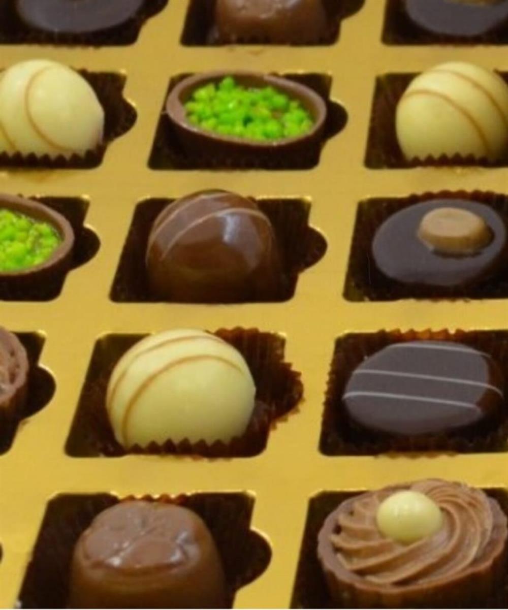 PICASSO Pralines Assorted Chocolate - Yellow