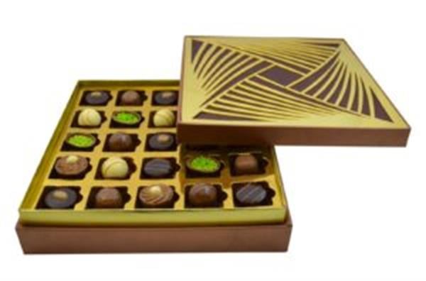 PICASSO Pralines Assorted Chocolate -  Mirror