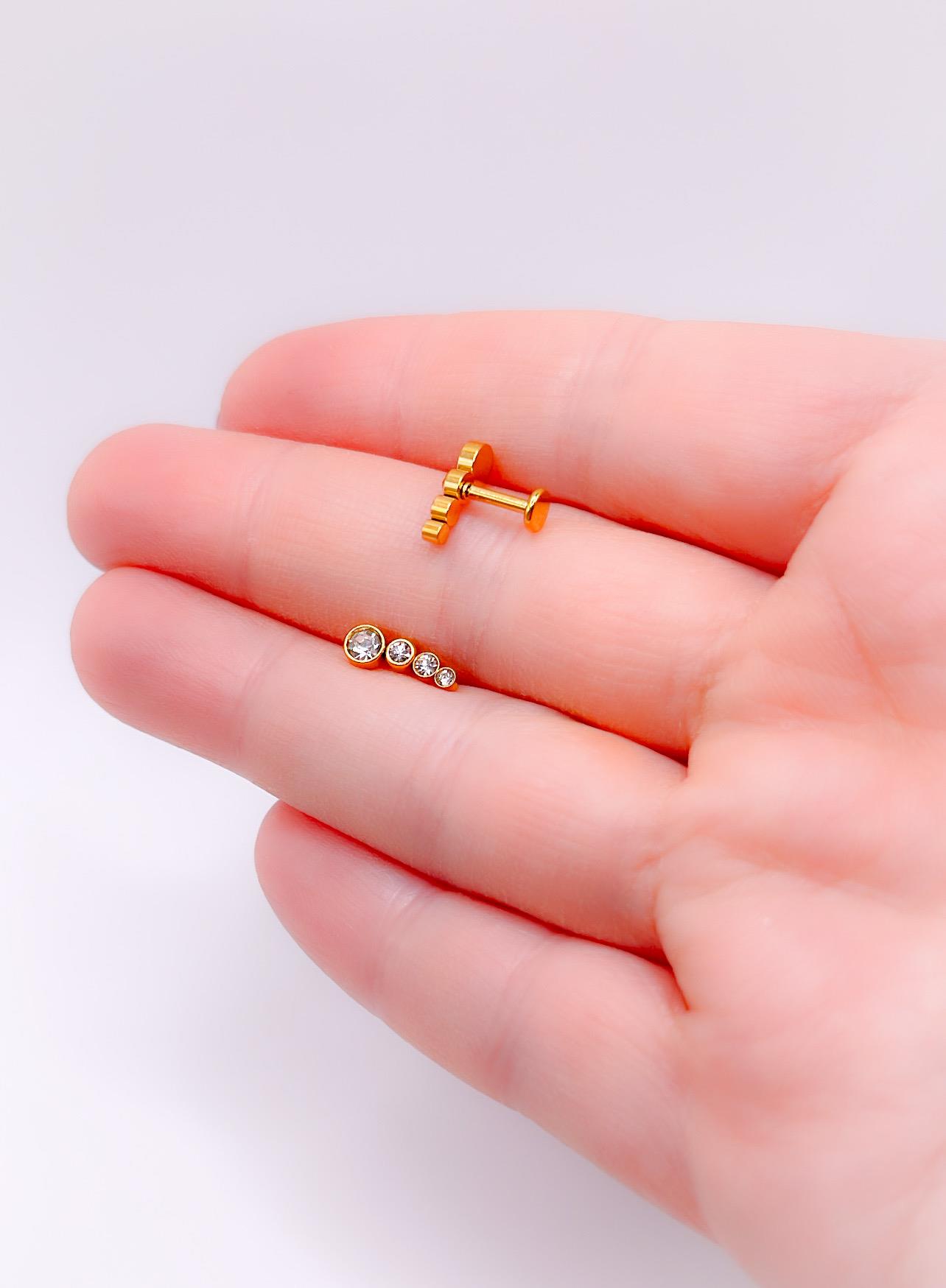 Cerrahi Çelik Piercing Dörtlü Zirkon Taşlı Kıkırdak Helix Tragus Piercing (1adet)