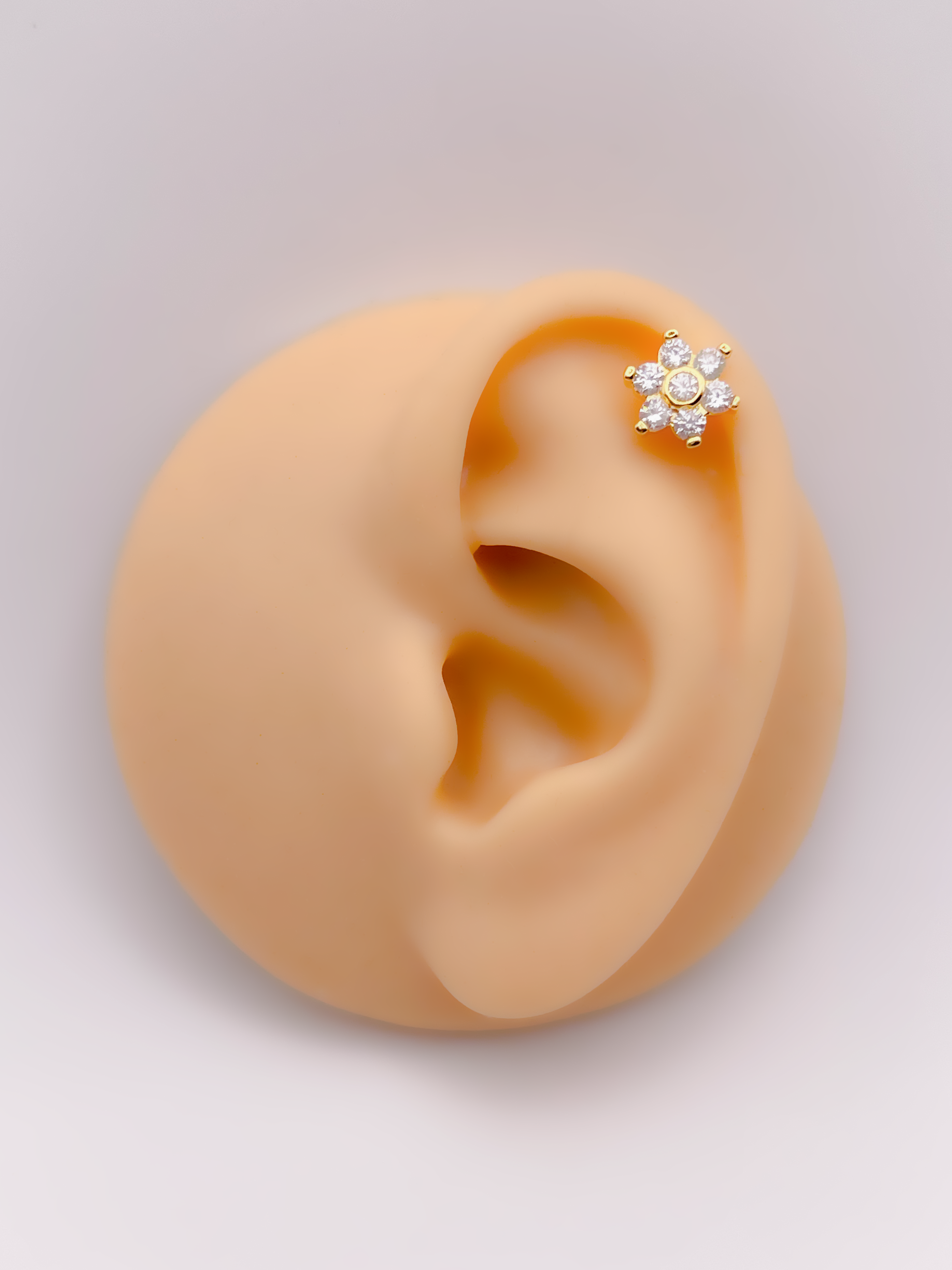 Cerrahi Çelik Piercing Full Zirkon Çiçek Figürlü Kıkırdak Helix Tragus Piercing (1adet)