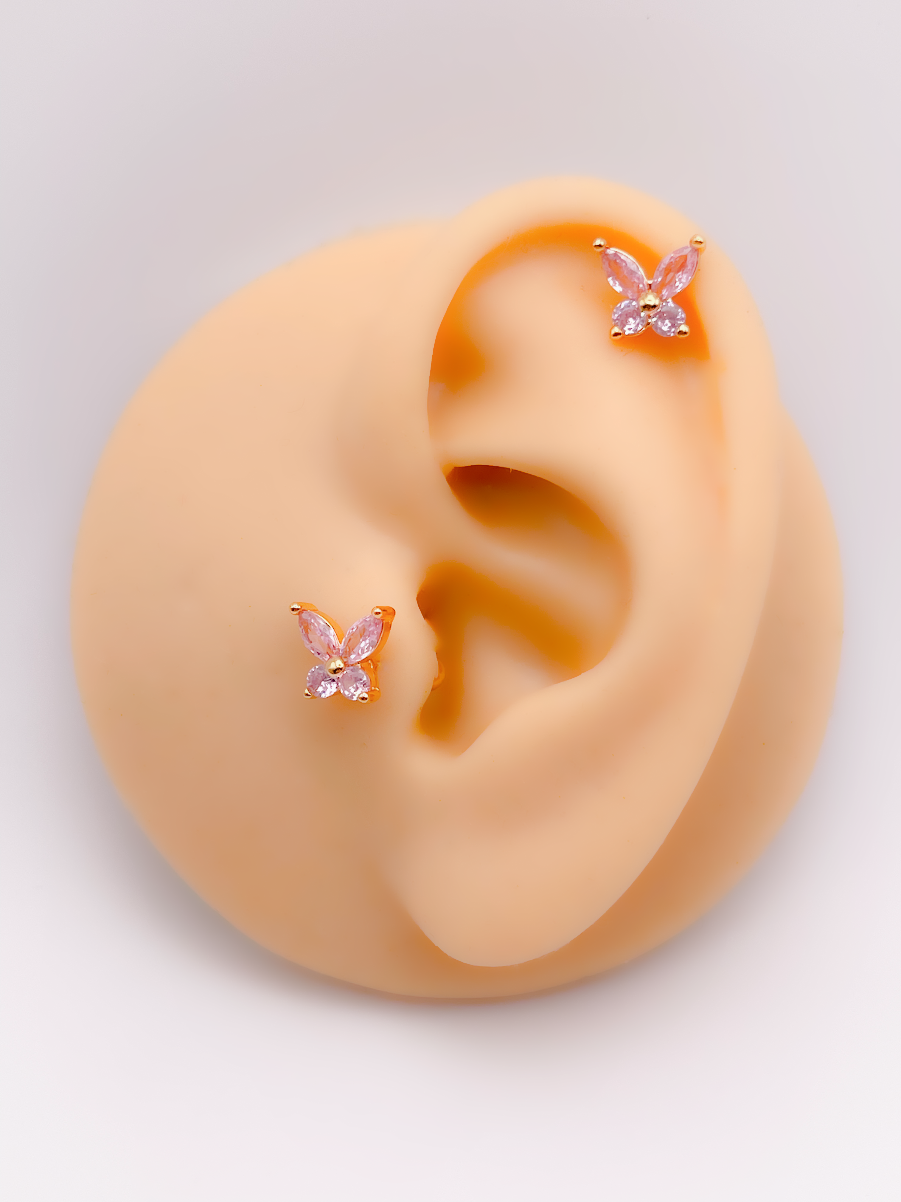 Cerrahi Çelik Piercing Pembe Zirkon Taşlı Kelebek Figürlü Kıkırdak Helix Tragus Piercing(1adet)