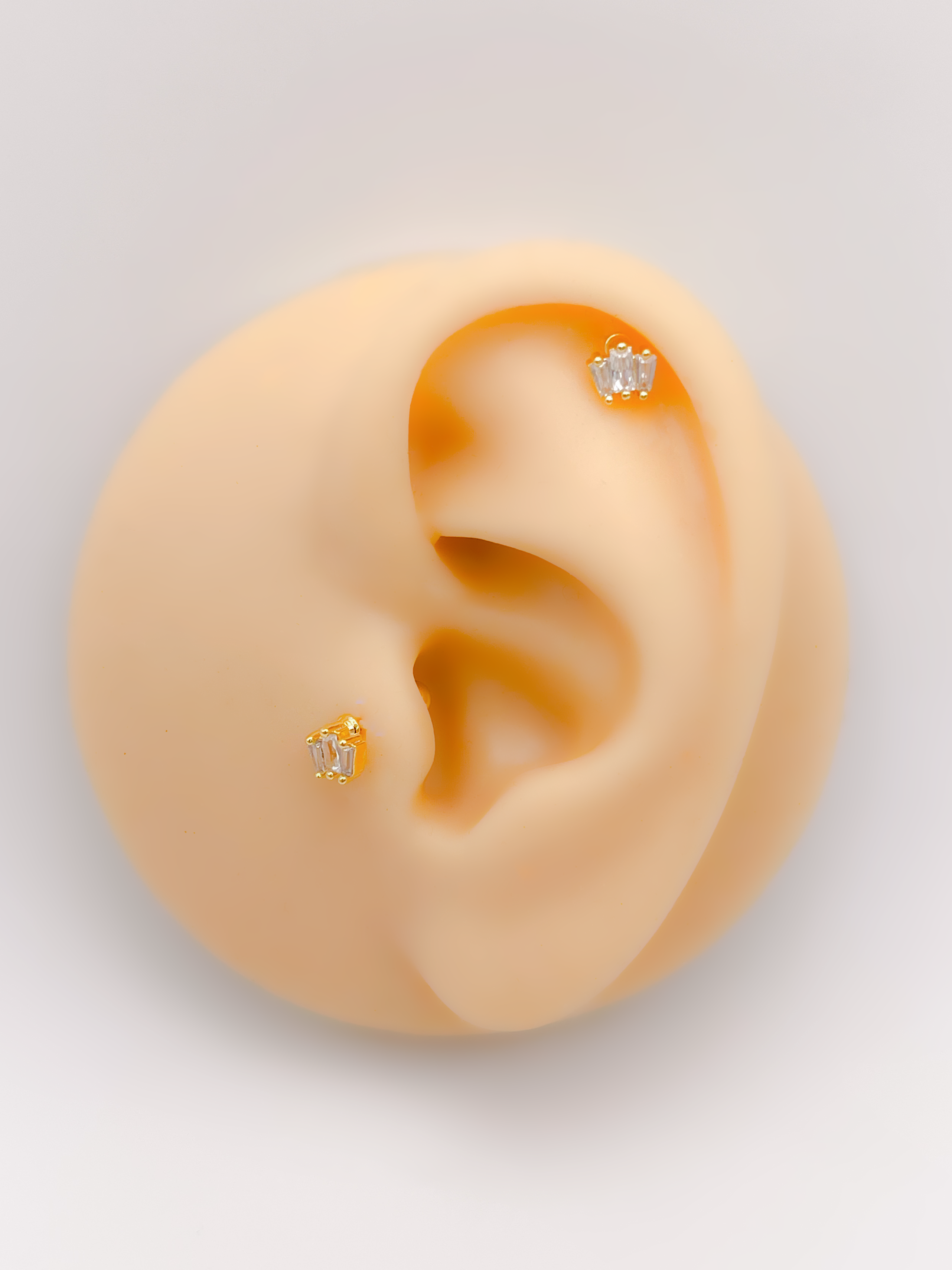 Cerrahi Çelik Piercing Üç Taşlı Taç Figürlü Kıkırdak Helix Tragus Piercing (1adet)