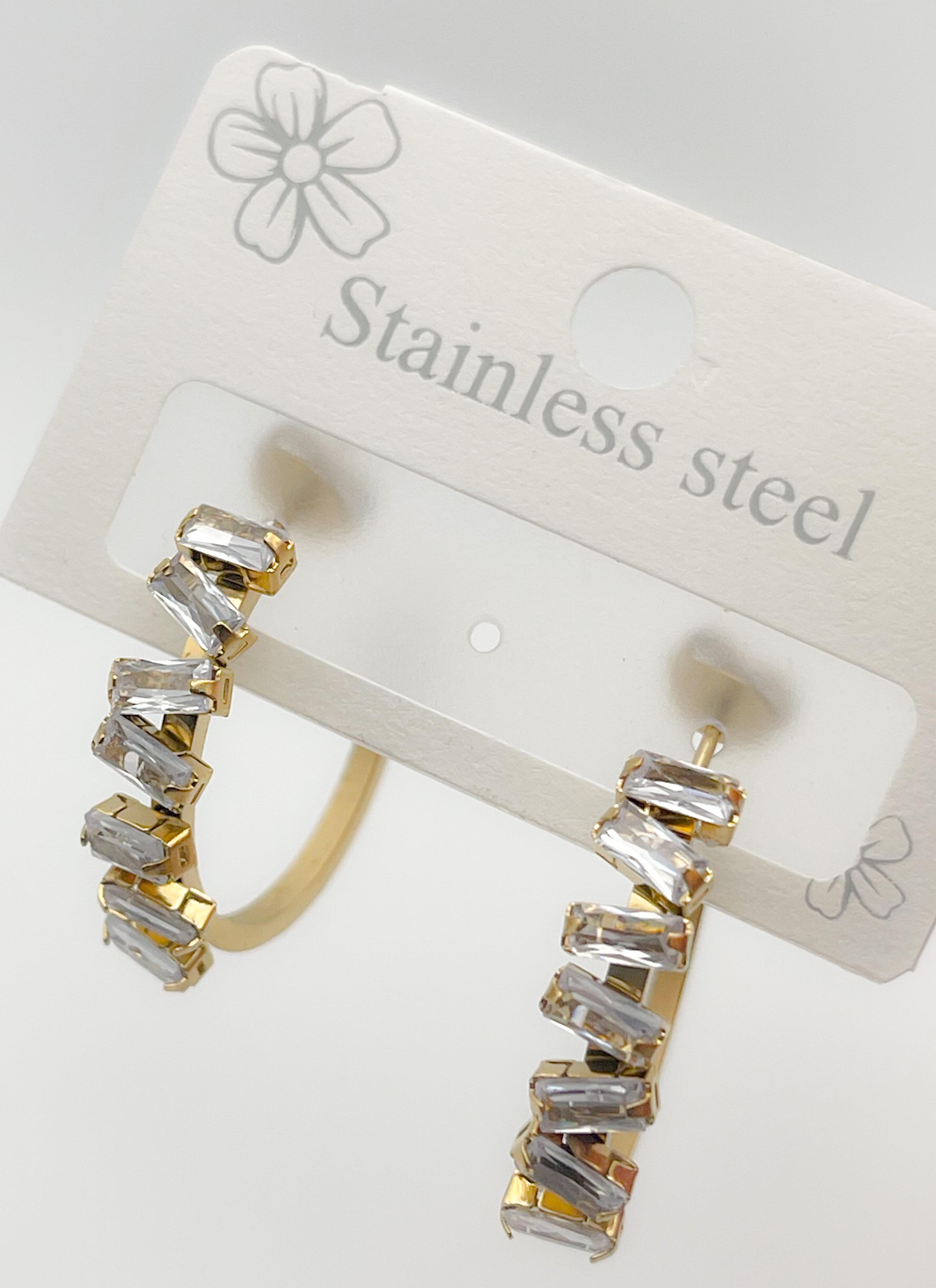 Çelik Küpe Asimetrik Taşlı Halka Küpe Renk Gold