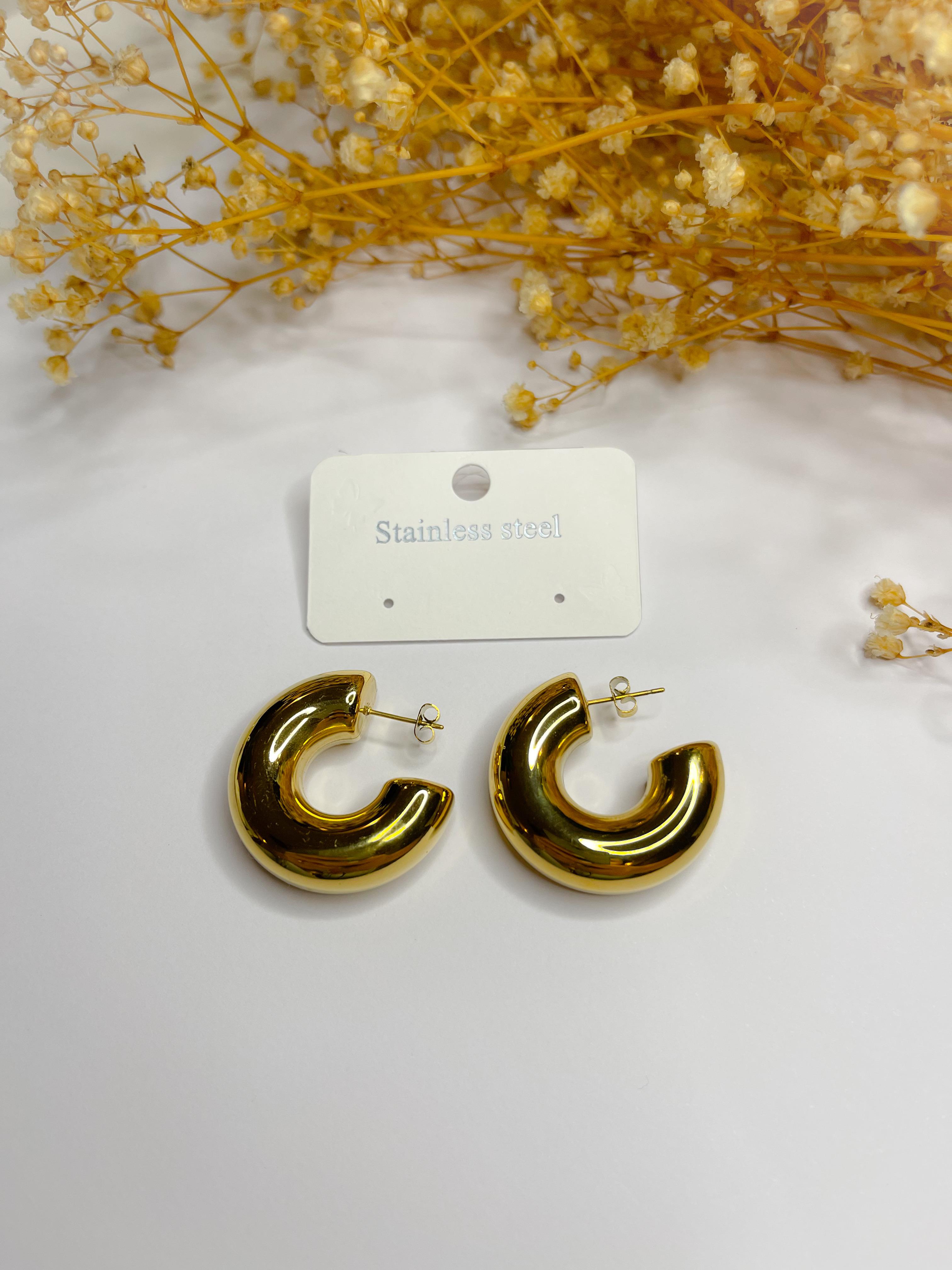 Çelik Küpe Bombeli Halka Model Küpe