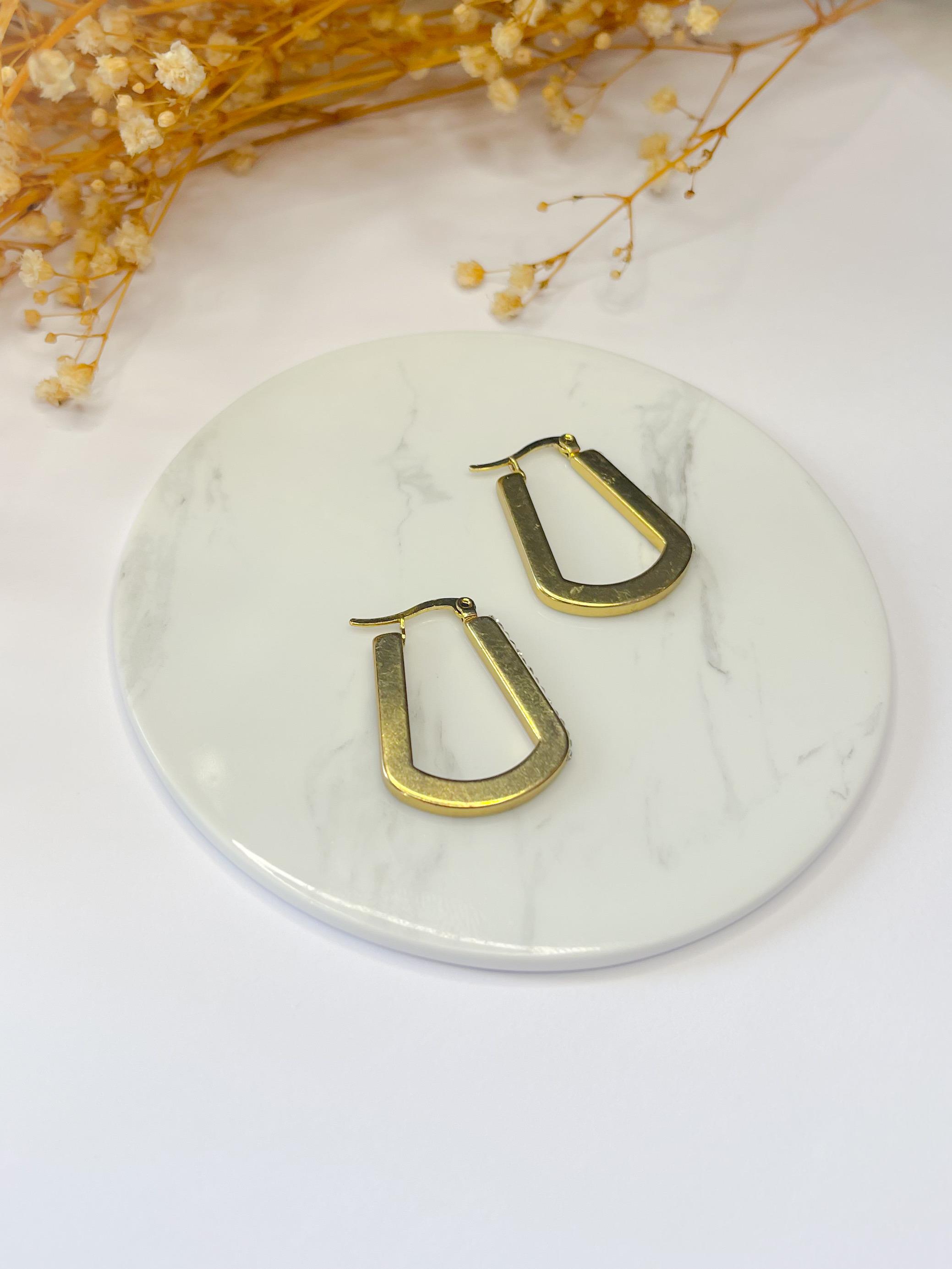 Çelik Küpe Helen Küpe Taşlı Gold