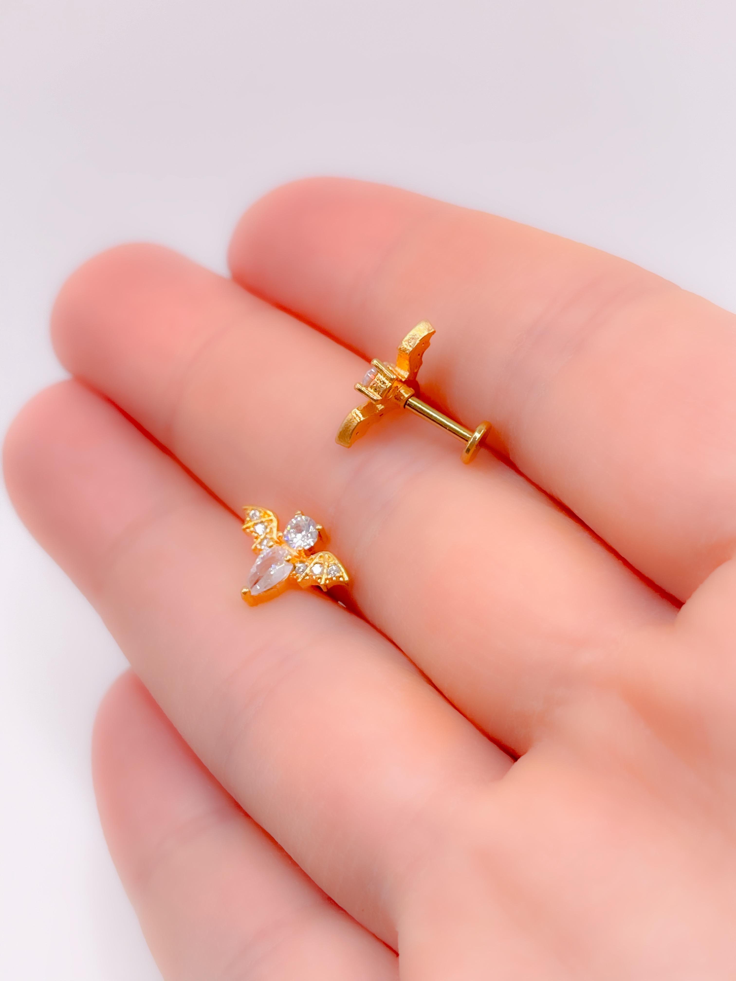 Cerrahi Çelik Piercing Zirkon Taşlı Yarasa Figürlü Kıkırdak Helix Tragus Piercing(1adet)