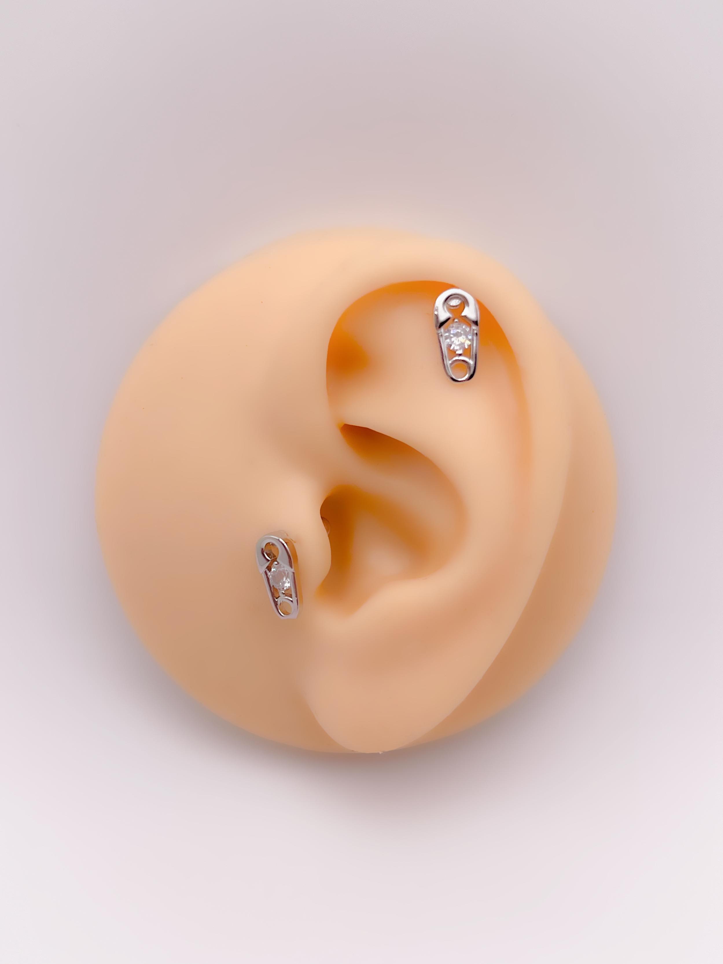 Cerrrahi Çelik Piercing ( Pirsing ) Tek Taşlı Çengelli İğne Tragus Helix Piercing (1adet)