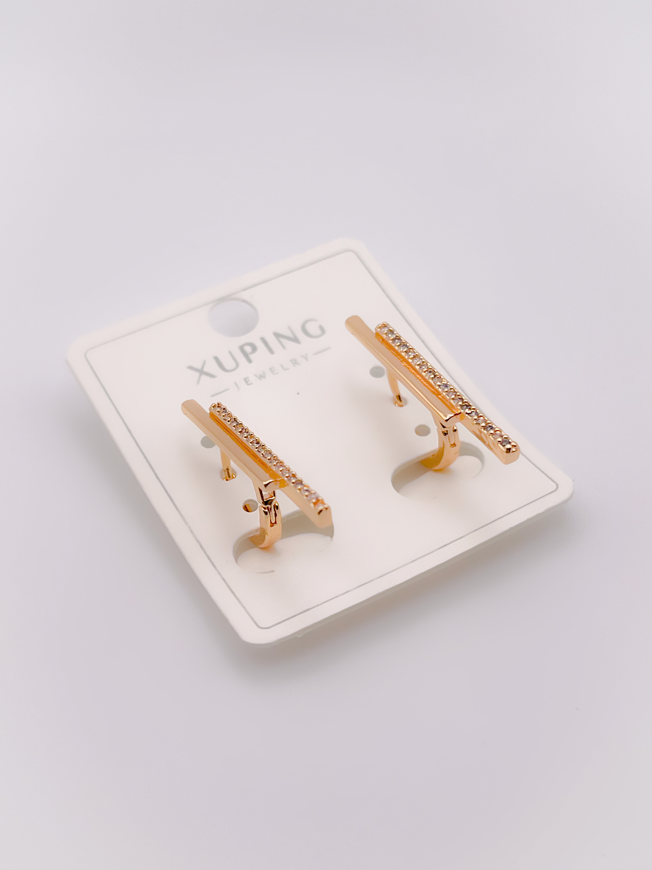 Özel Seri Küpe Zirkon Taşlı Çubuk Küpe Renk Rose Gold