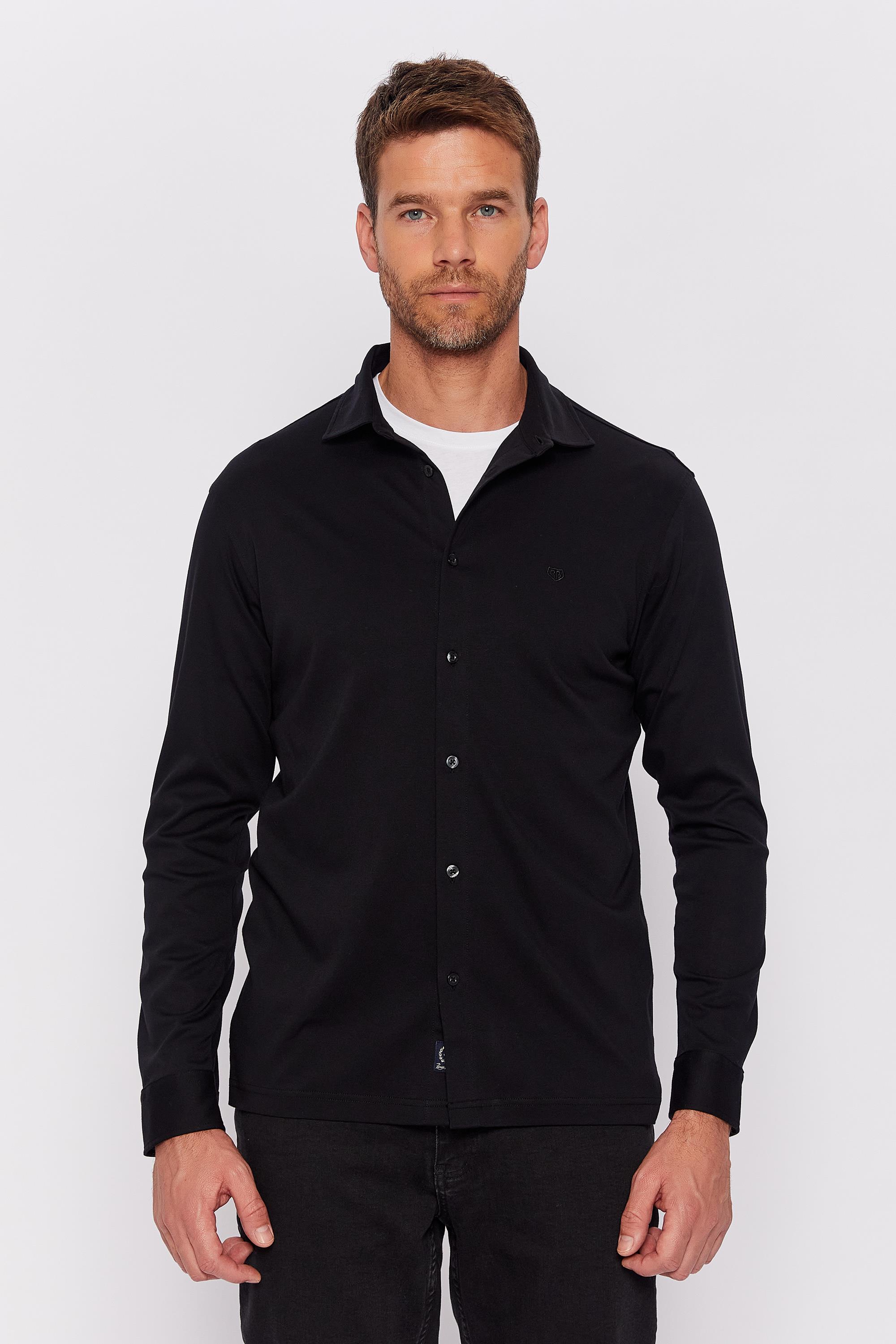 Romano Botta Siyah Düz Regular Fit Yaka Düğmeli %100 Pamuk Gömlek