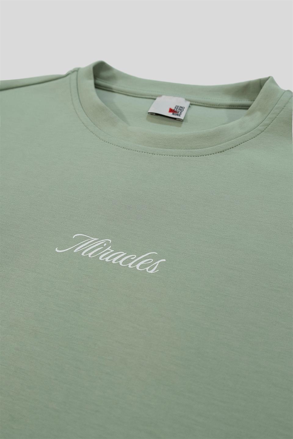 Arka Baskı Detaylı Kadın Crop T-shirt