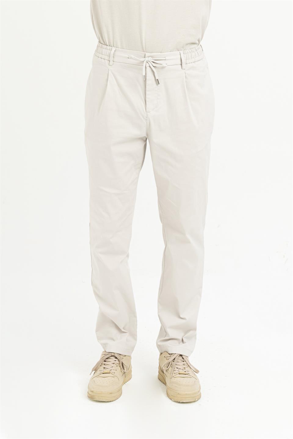 Beli Lastikli Arkası Tek Cep Fermuarlı Slim Fit Erkek Pantolon