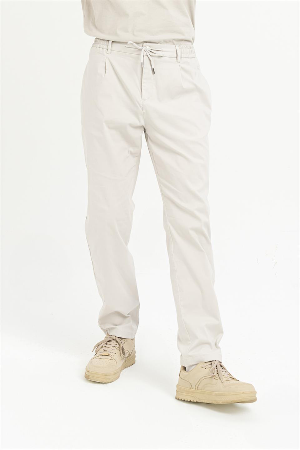 Beli Lastikli Arkası Tek Cep Fermuarlı Slim Fit Erkek Pantolon