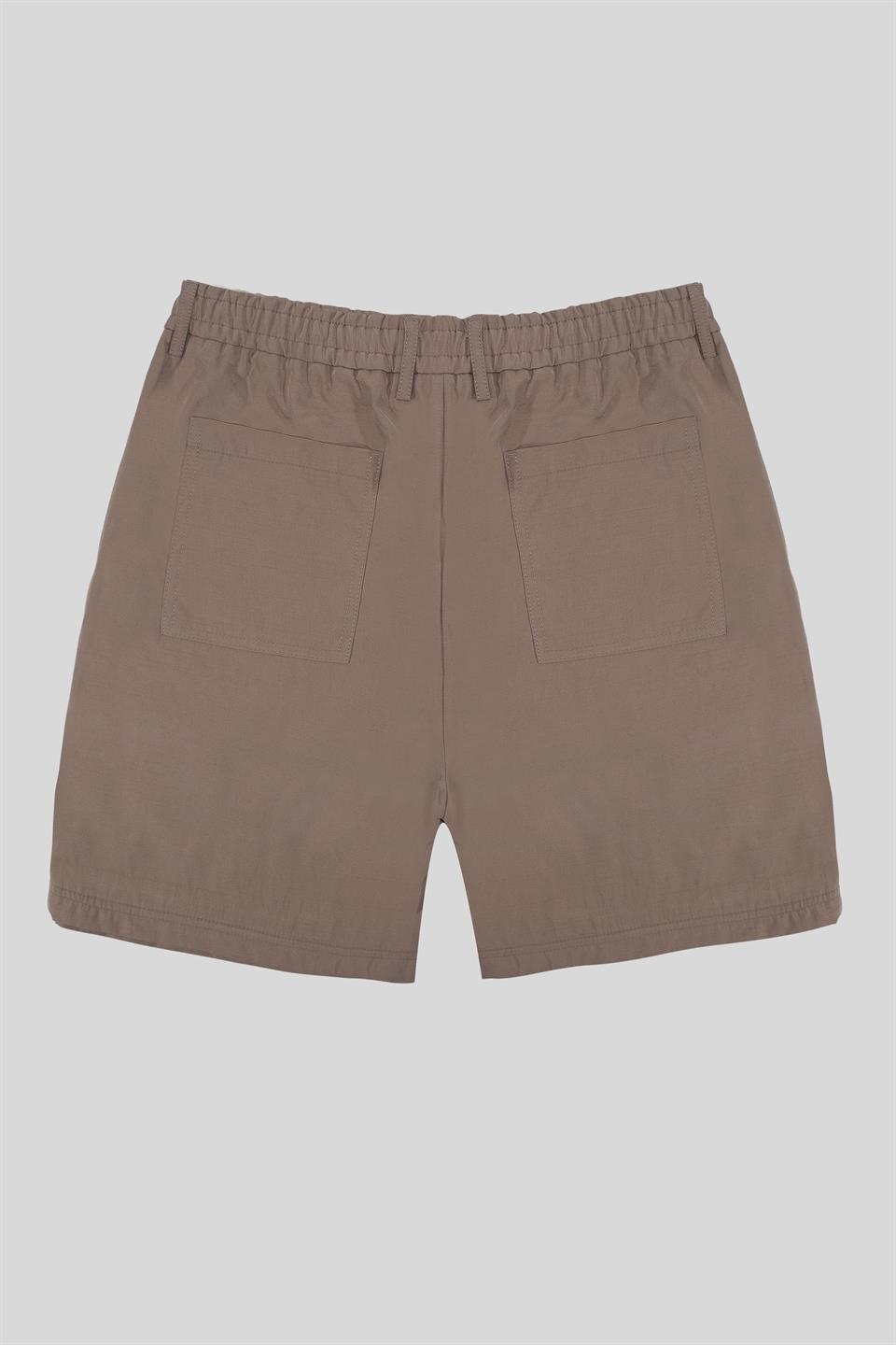 Beli Lastikli ve Bağcıklı Slim Fit Erkek Şort