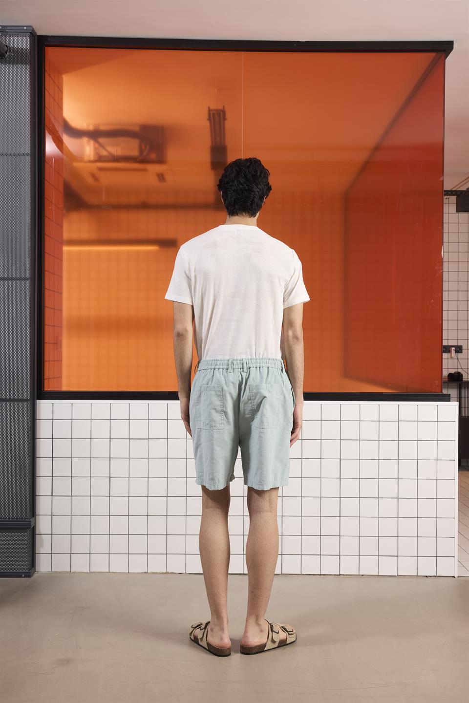 Beli Lastikli ve Bağcıklı Slim Fit Erkek Şort