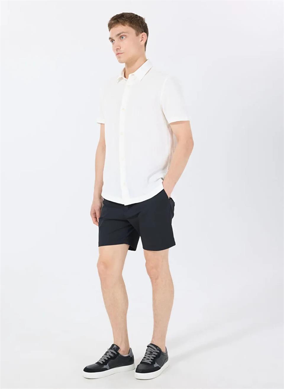 Beli Lastikli ve Bağcıklı WALK&SWIM Erkek Şort