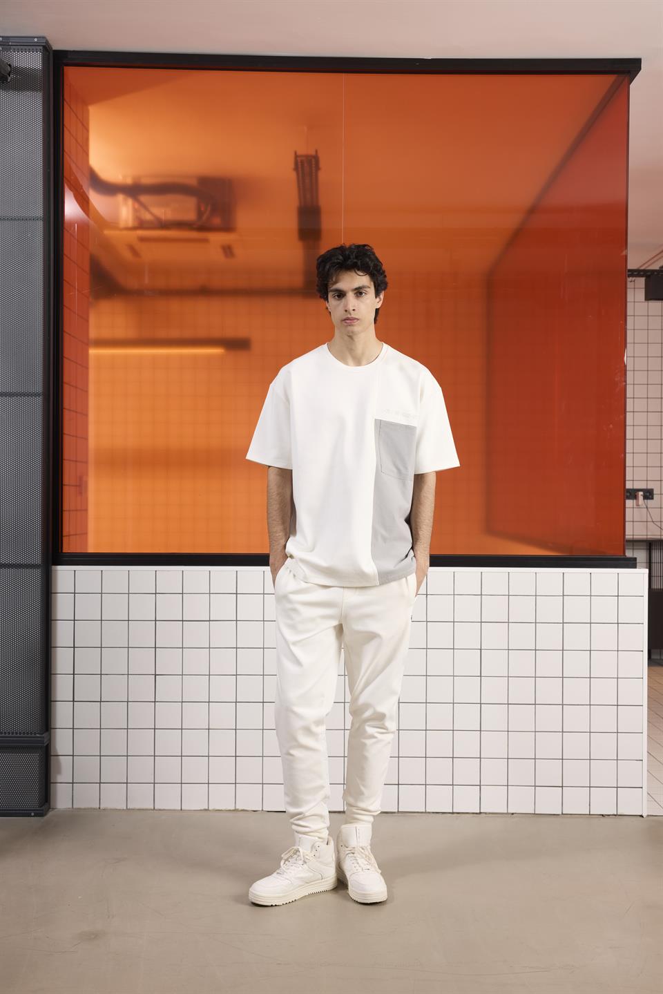 Bisiklet Yaka Cep Detaylı Oversize Erkek T-shirt