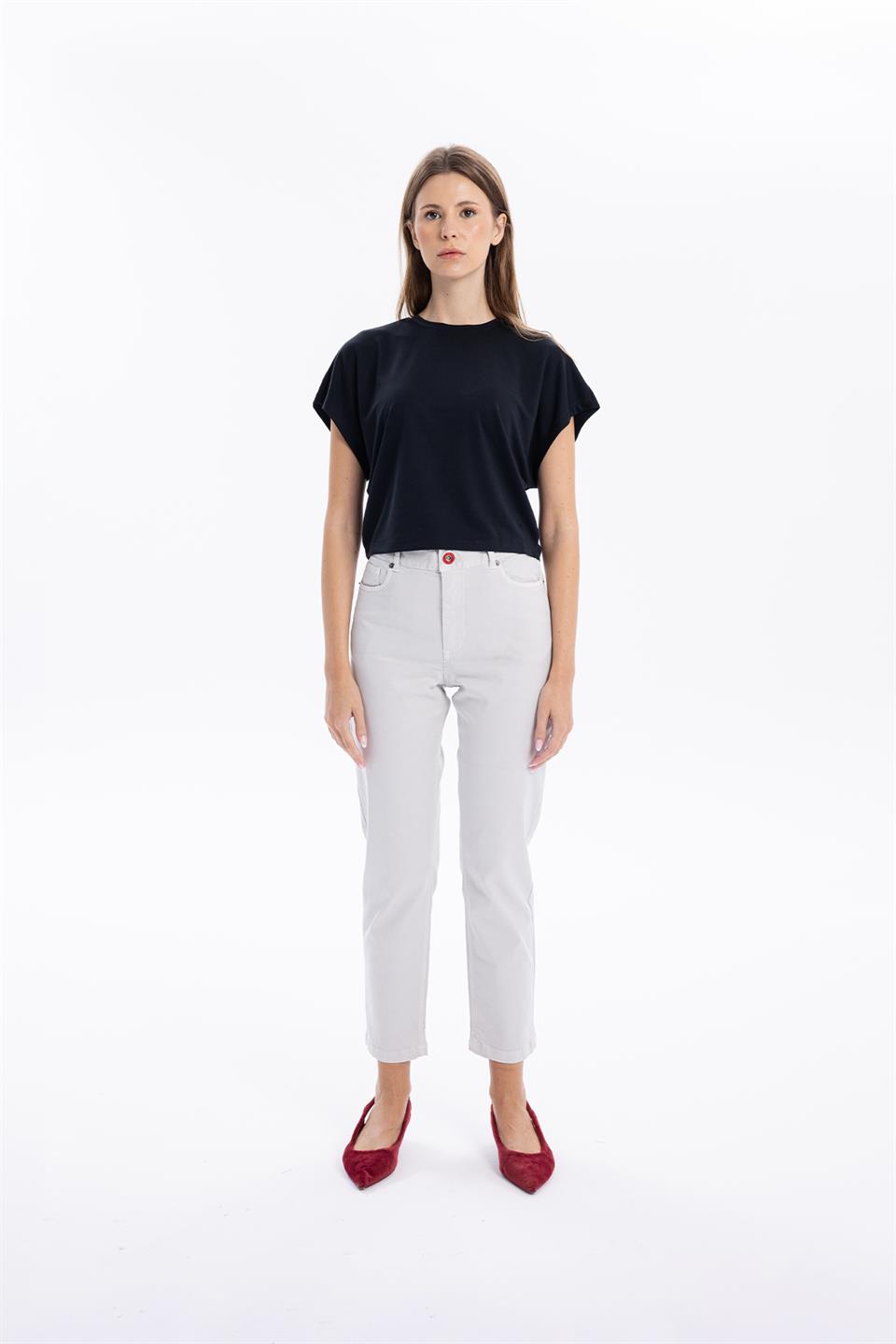 Bisiklet Yaka Çizgi Detaylı Oversize Yarasa Kol Kadın T-shirt