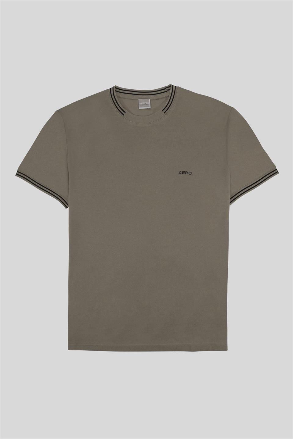 Bisiklet Yaka Çizgi Detaylı Pike T-shirt
