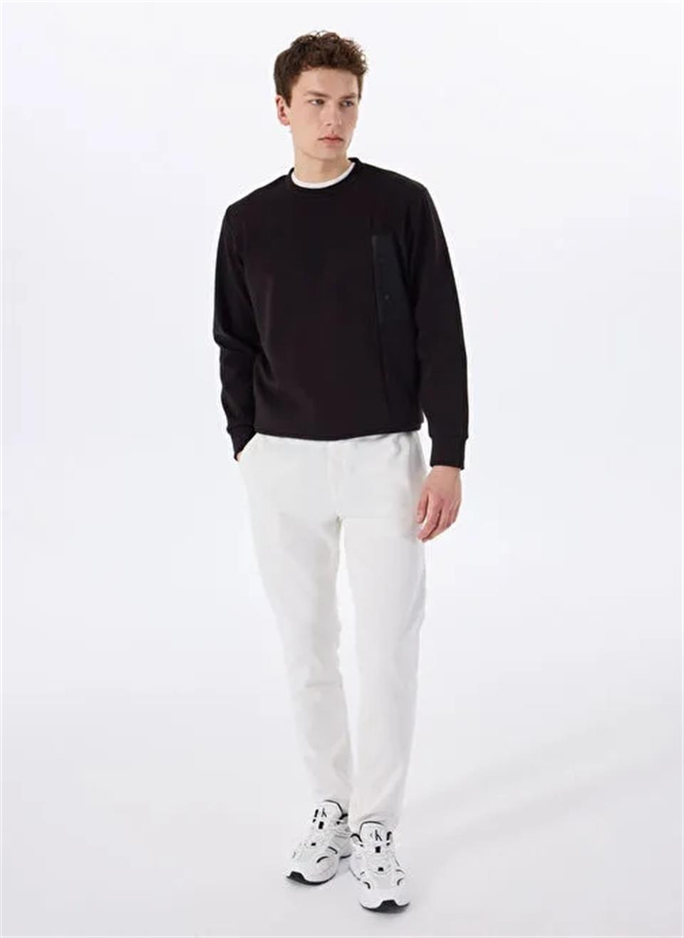 Bisiklet Yaka Göğsü Çıtçıt Cepli Slim Fit Erkek Sweatshirt