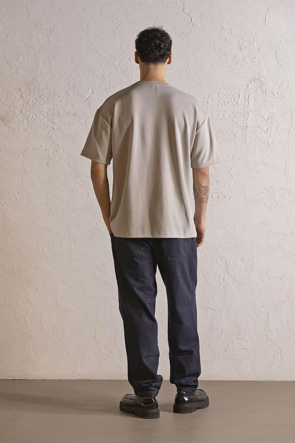 Bisiklet Yaka INVISIBLE Baskılı Oversize Erkek T-shirt