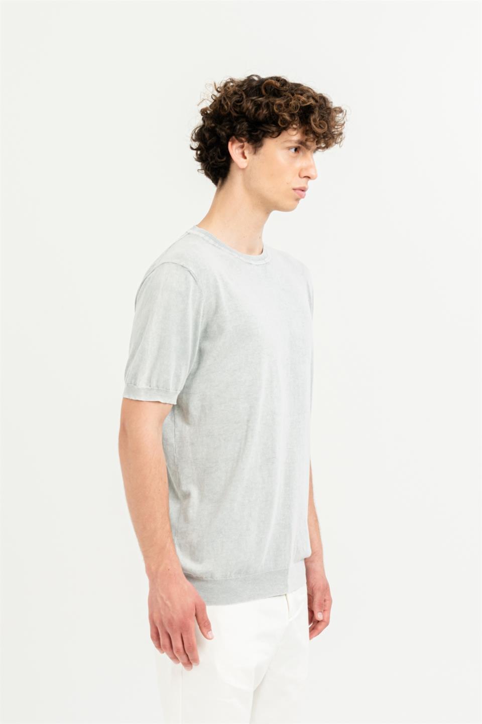 Bisiklet Yaka Kısa Kollu %100 Pamuk Slim Fit Erkek T-shirt