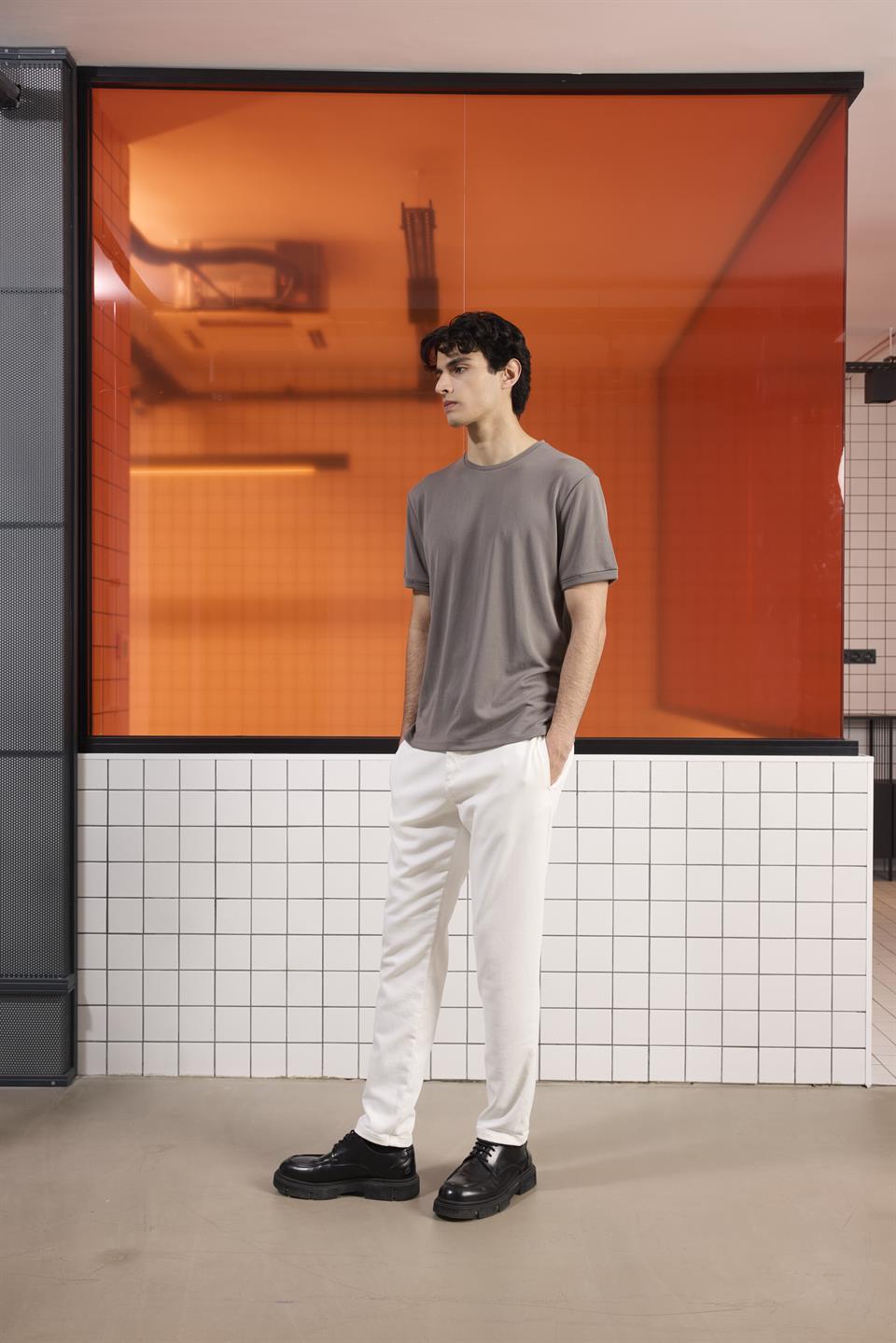 Bisiklet Yaka Kol Ucu Duble Modal Erkek T-shirt