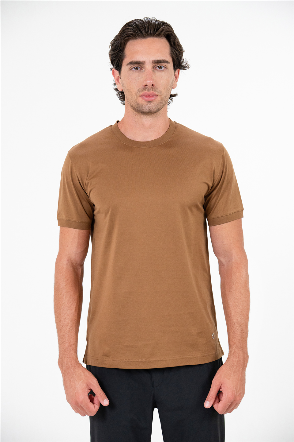 Bisiklet Yaka Kol Ucu ve Yakası Trikolu Basic Erkek T-shirt