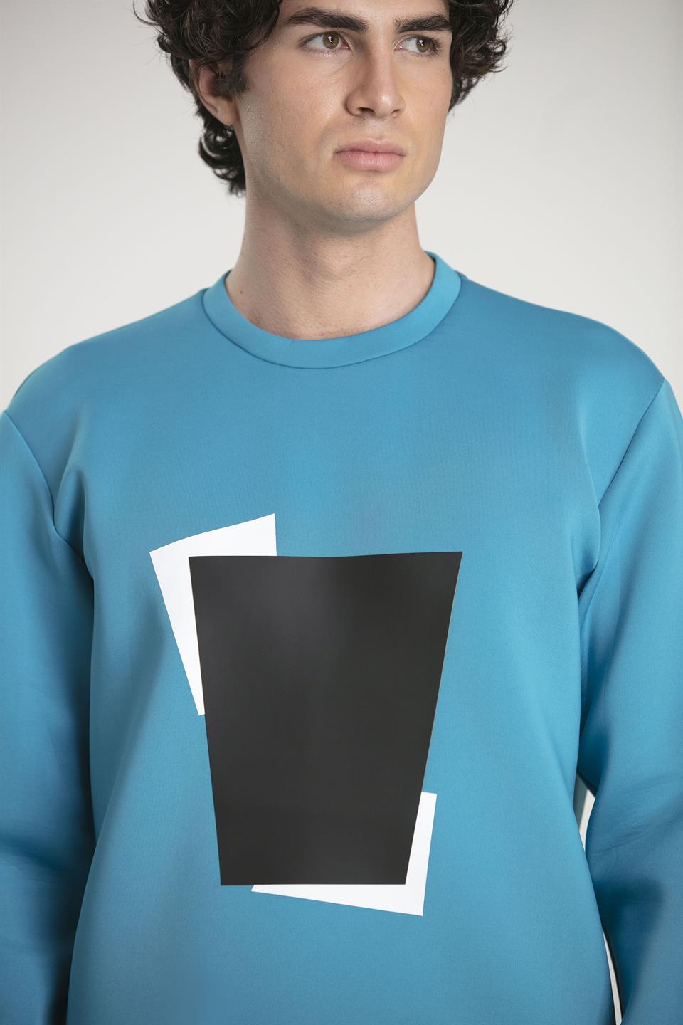 Bisiklet Yaka Önü Baskılı Erkek Sweatshirt