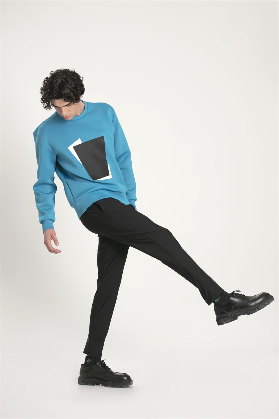 Bisiklet Yaka Önü Baskılı Erkek Sweatshirt