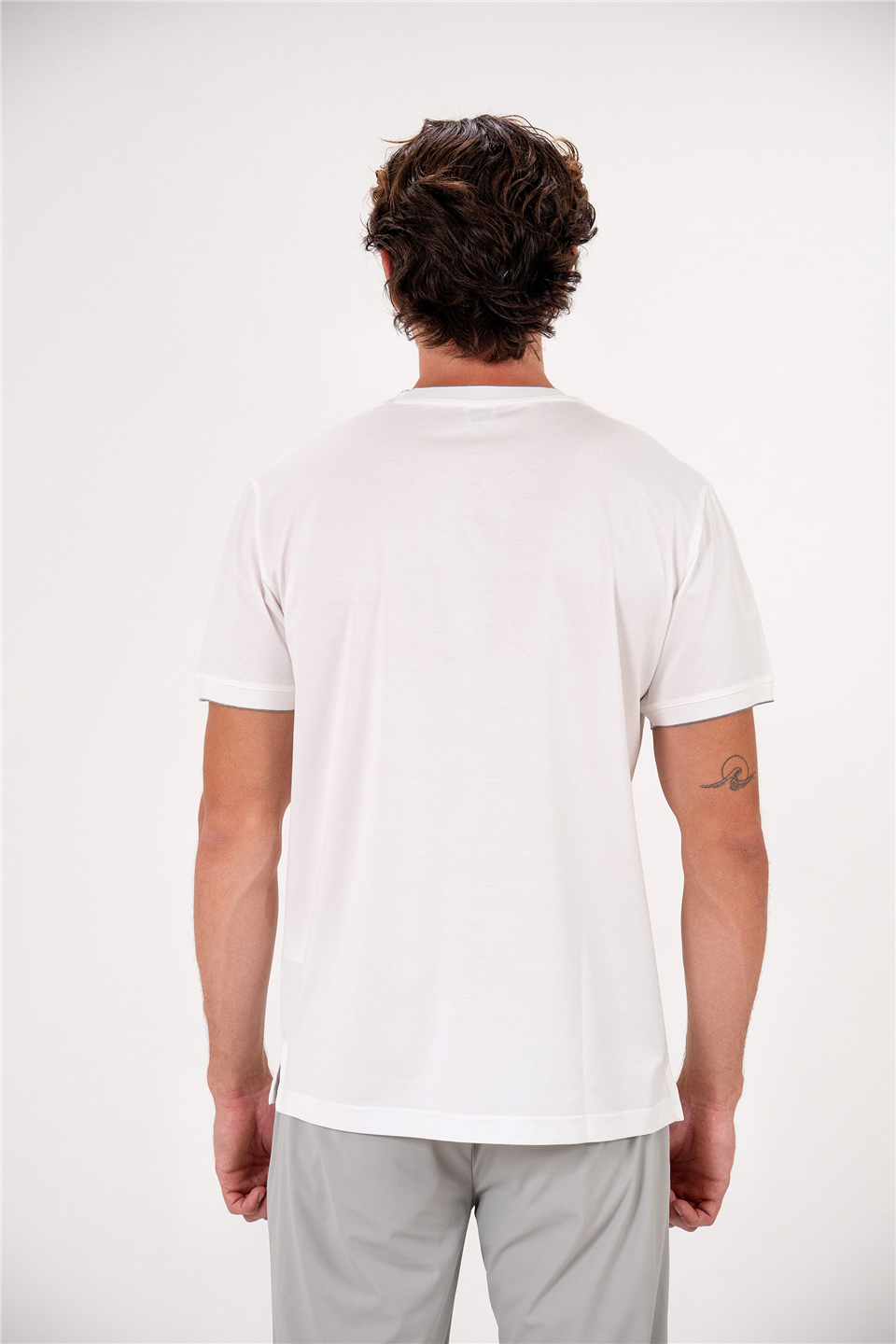 Bisiklet Yaka Önü Rubber Baskılı Erkek T-shirt