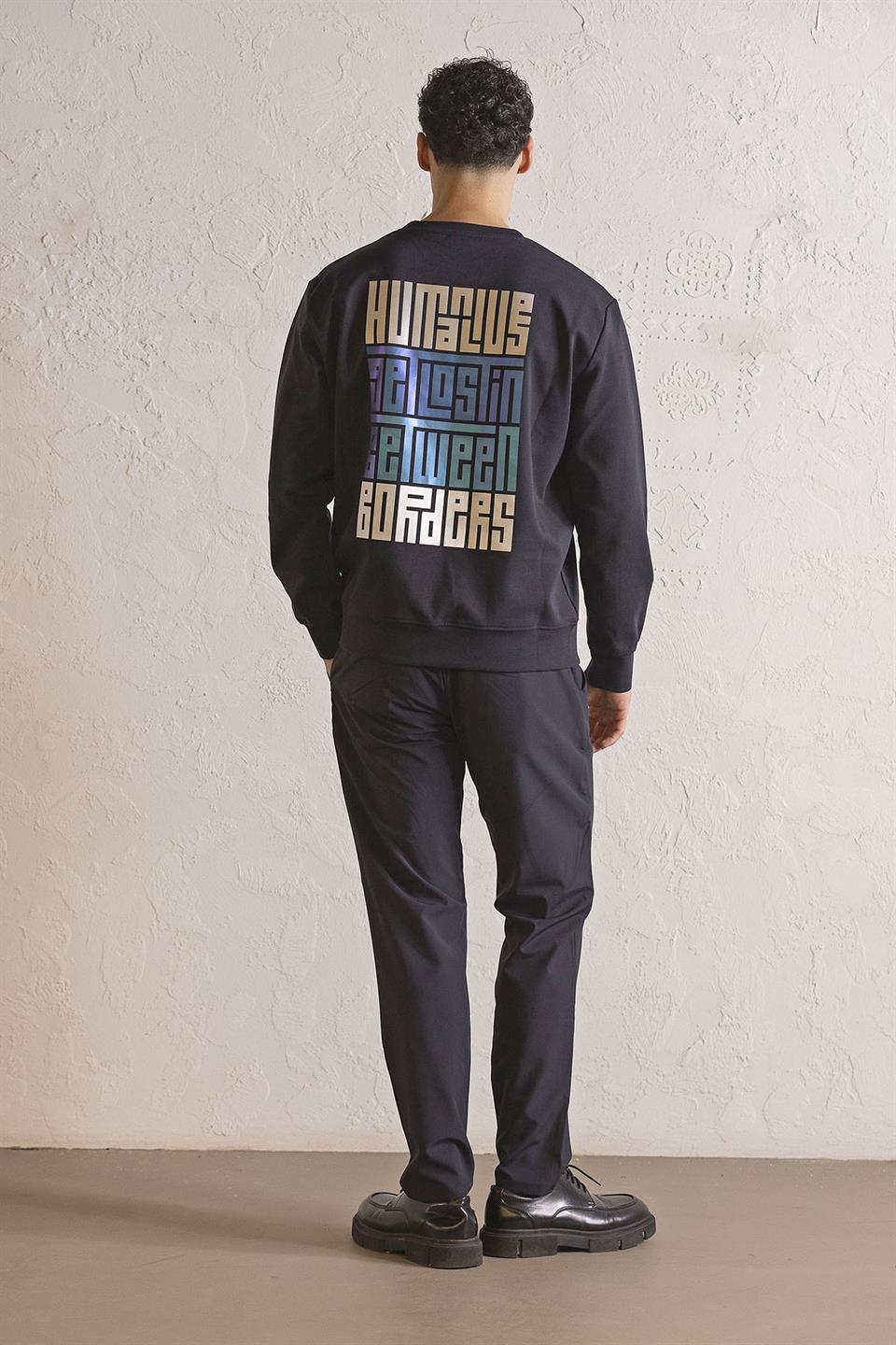 Bisiklet Yaka Sırtı ve Göğsü Baskılı Erkek Sweatshirt