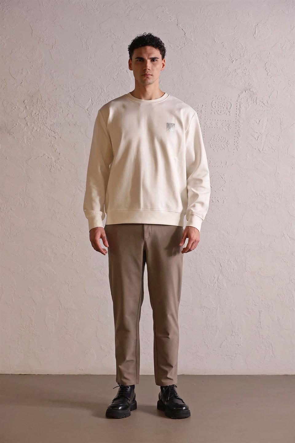 Bisiklet Yaka Sırtı ve Göğsü Baskılı Erkek Sweatshirt