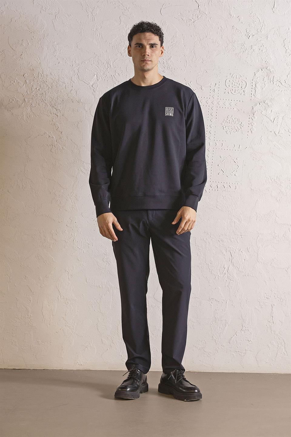 Bisiklet Yaka Sırtı ve Göğsü Baskılı Erkek Sweatshirt