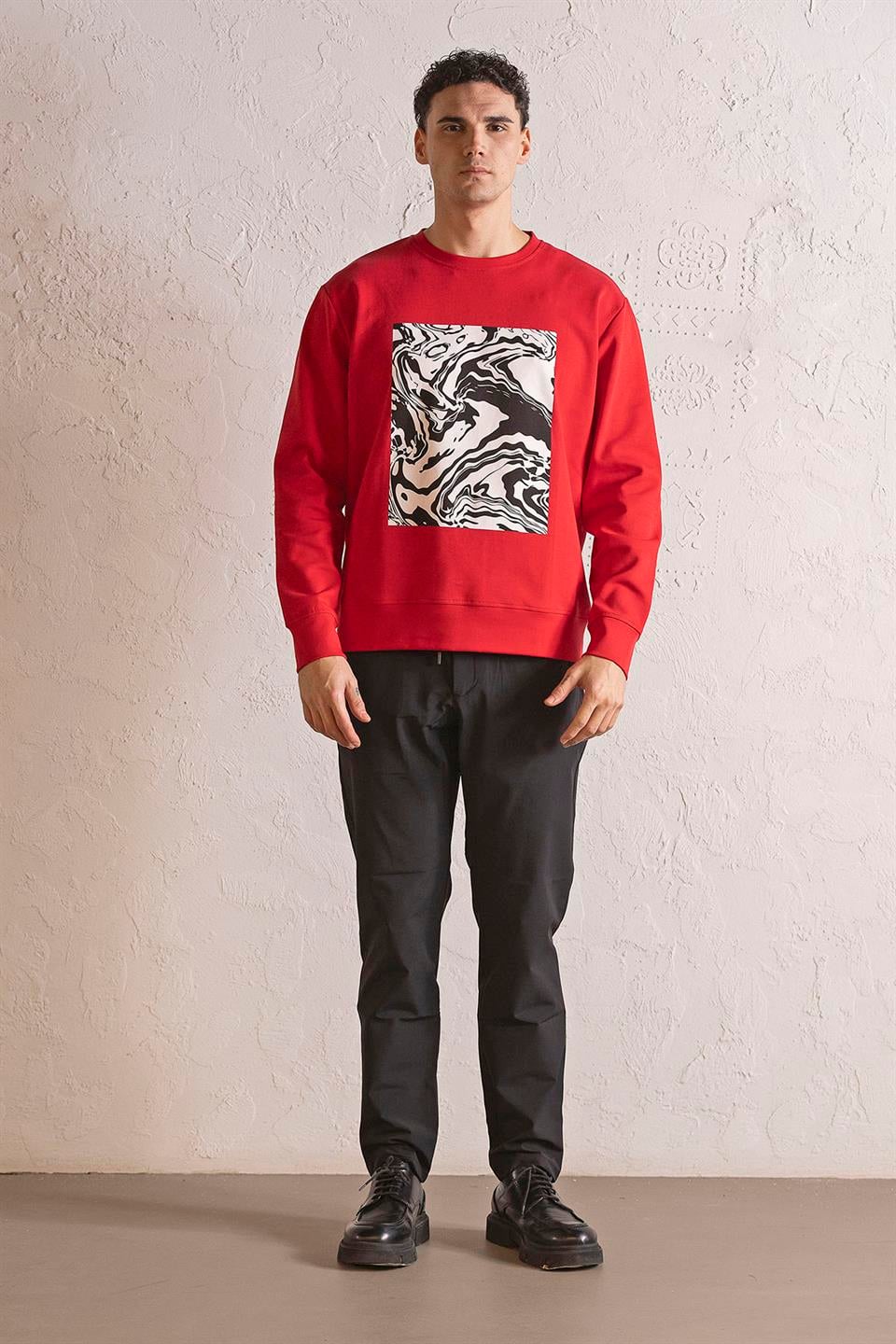 Bisiklet Yaka Siyah-Beyaz Baskılı Erkek Sweatshirt