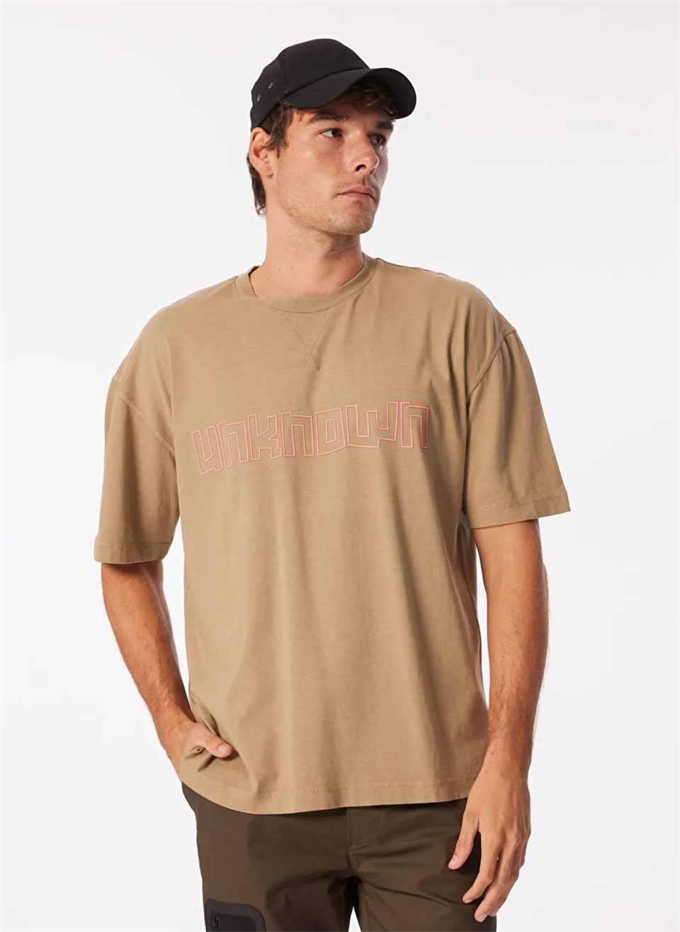 Bisiklet Yaka Tasarım Detaylı Erkek T-shirt