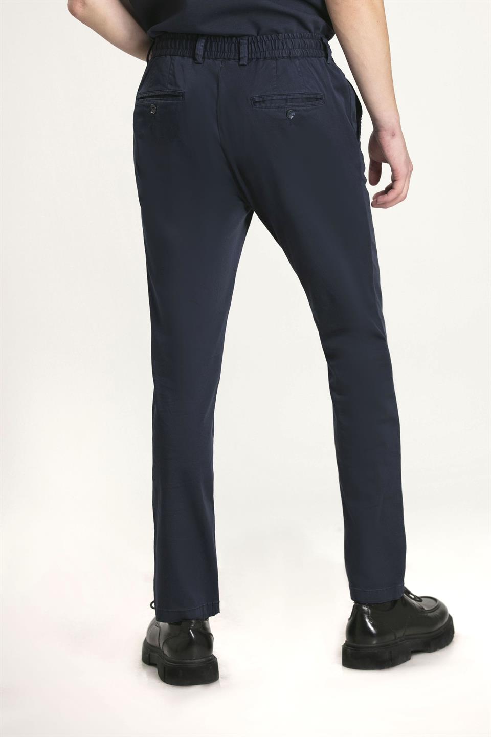 Cepli Kemer Detaylı Jogger Erkek Pantolon