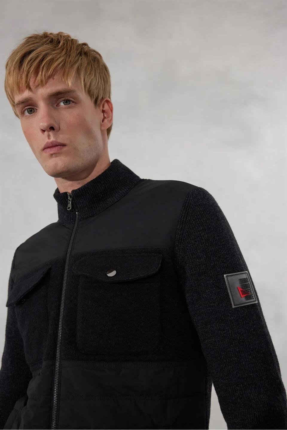 Dik Yaka Slim Fit Erkek Triko Mont