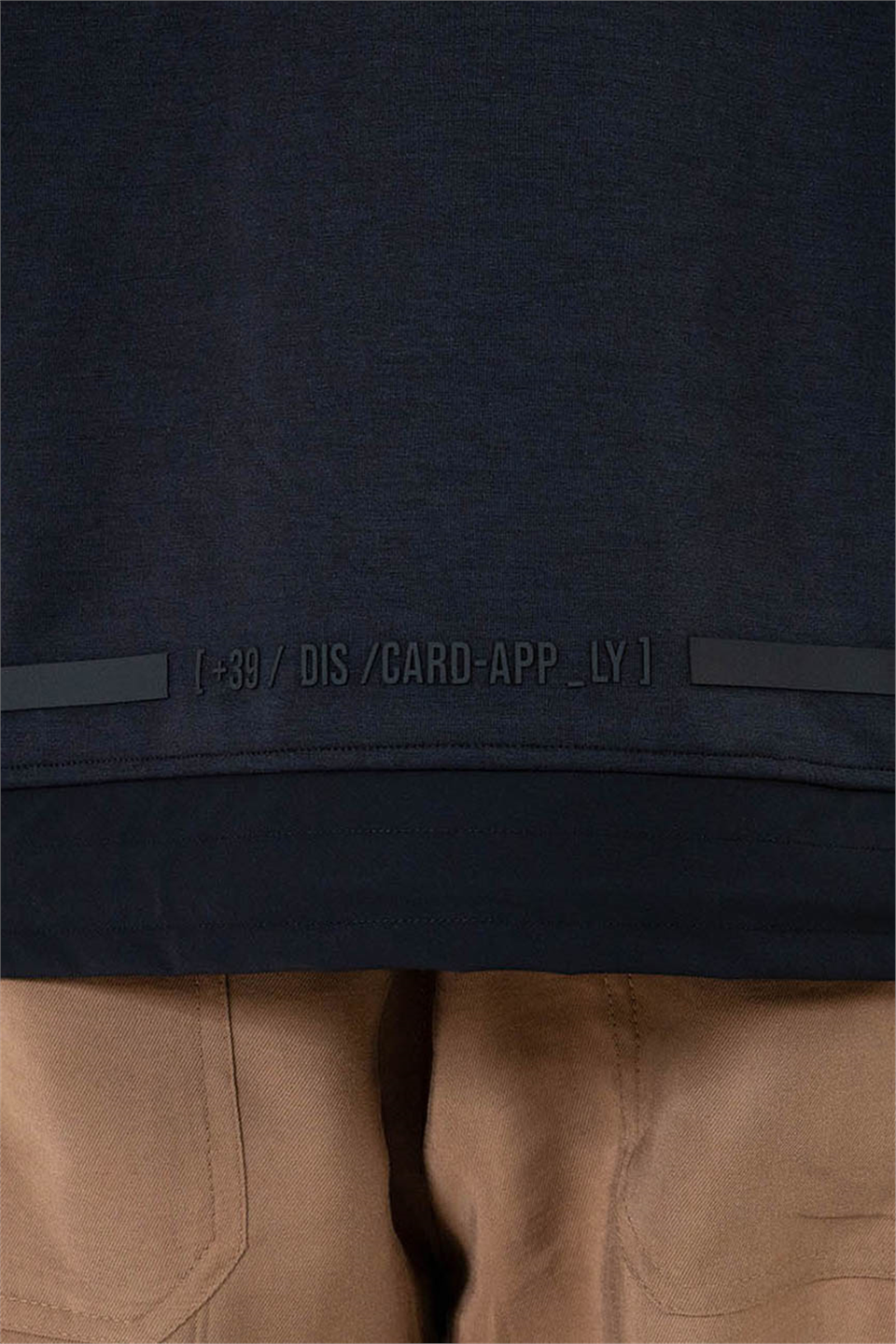Bisiklet Yaka Etek Ucu Garni Detaylı Erkek T-shirt