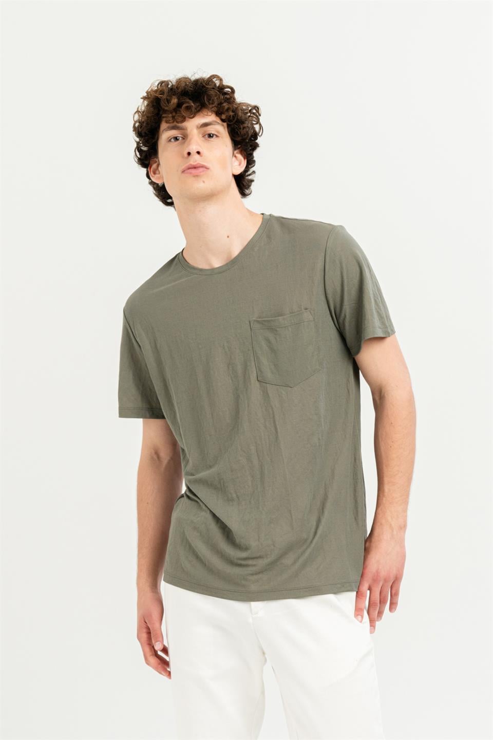 Göğüs Cepli Bisiklet Yaka Slim Fit Erkek T-shirt